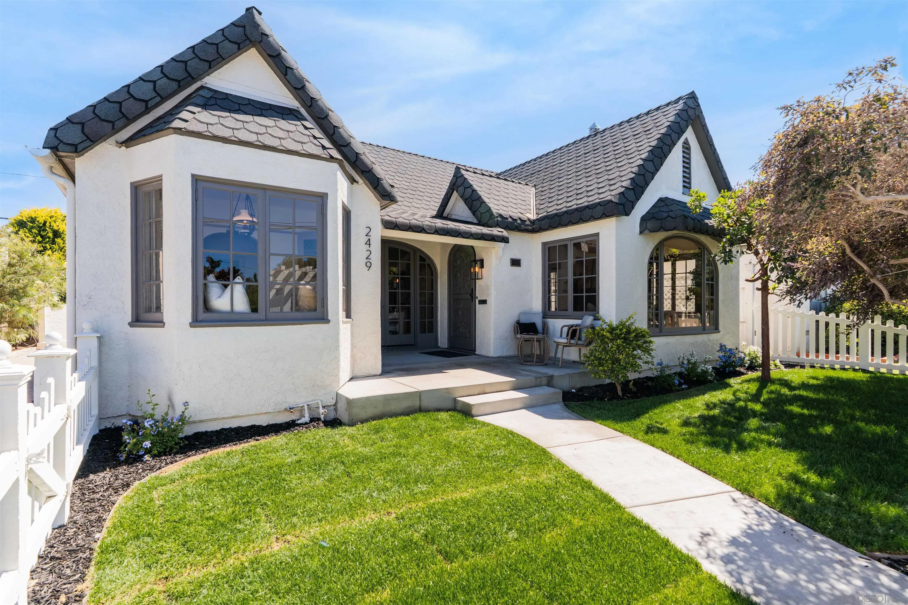 https://cdn.realtyfeed.com/cdn/127/250040794/244d4d59ed6104213594469259bc9fab.webp