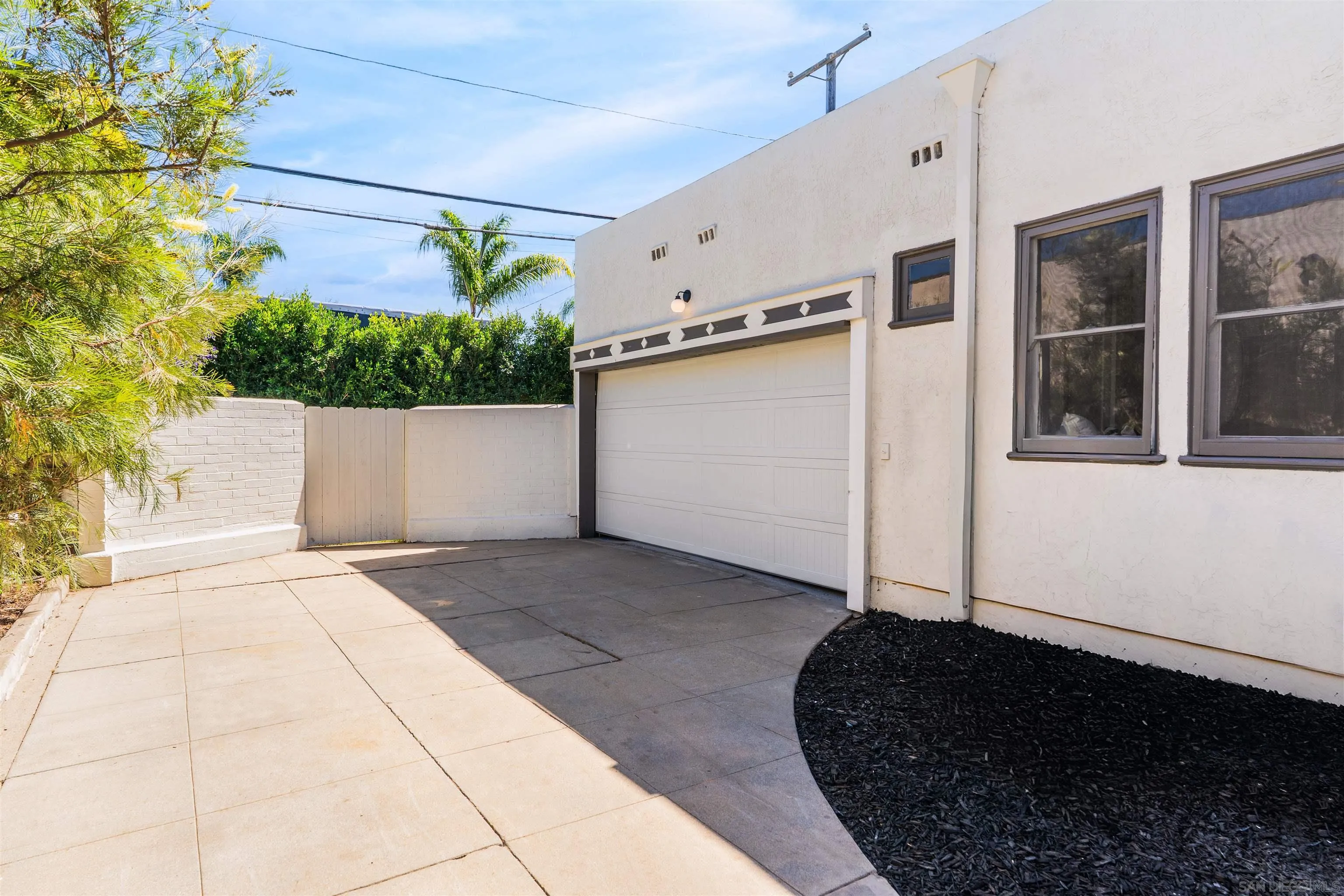https://cdn.realtyfeed.com/cdn/127/250040794/473972732eab3900db643e1e11c14851.webp