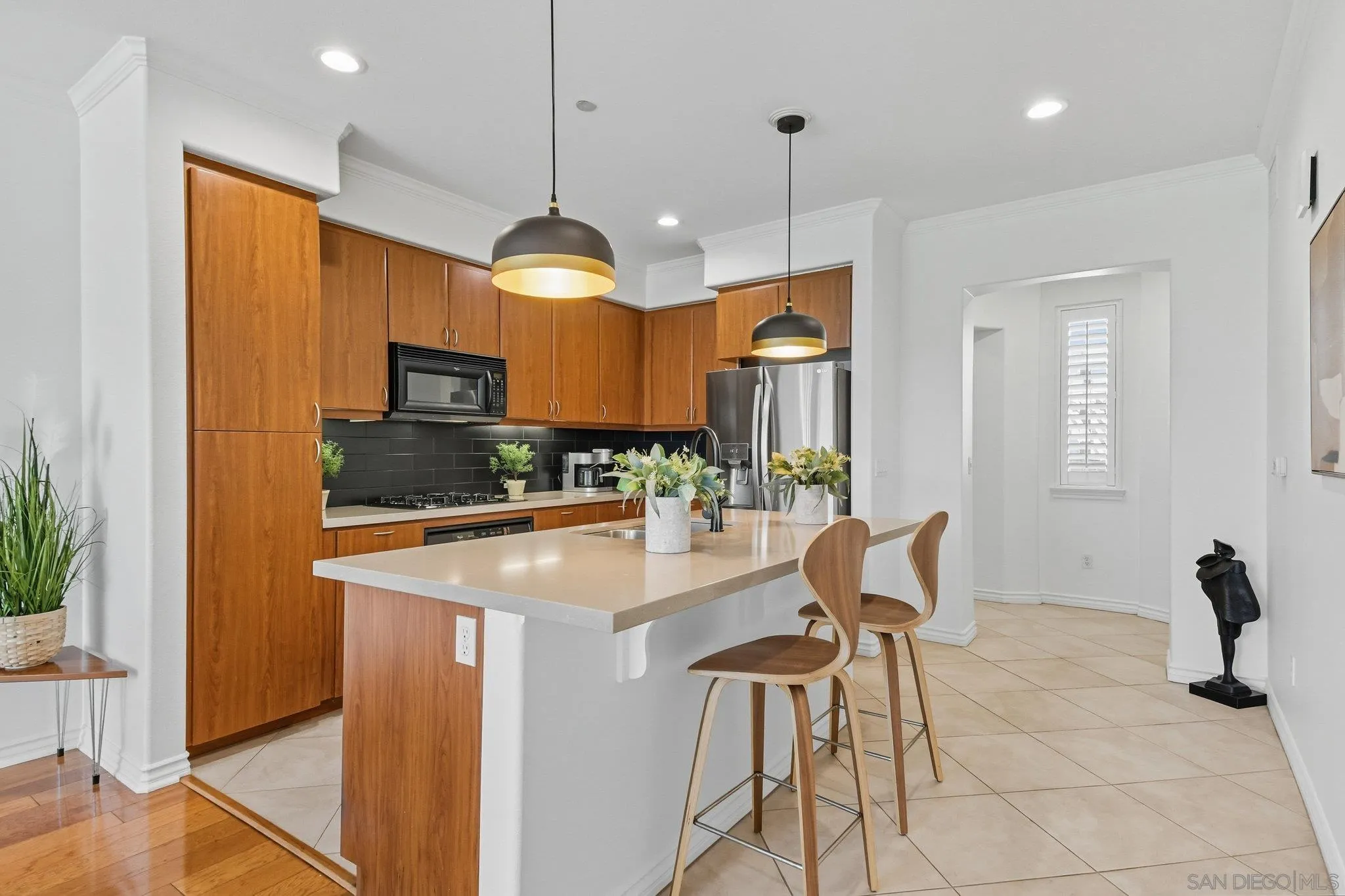 https://cdn.realtyfeed.com/cdn/127/250040796/685f5b2e8cdcb08cf2d564a8377d6595.webp