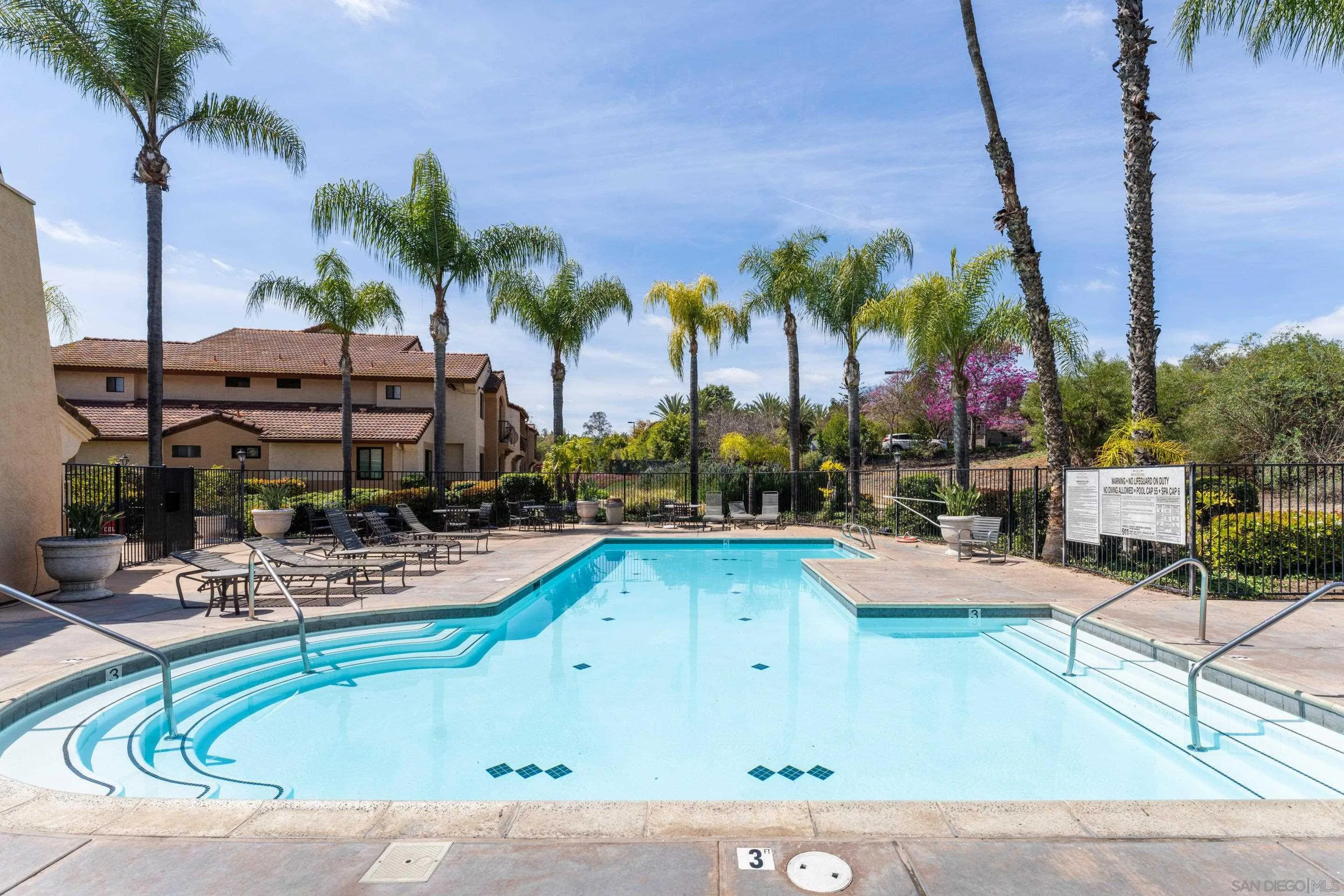 Photo #9: 250040798 Listing: Photo #9