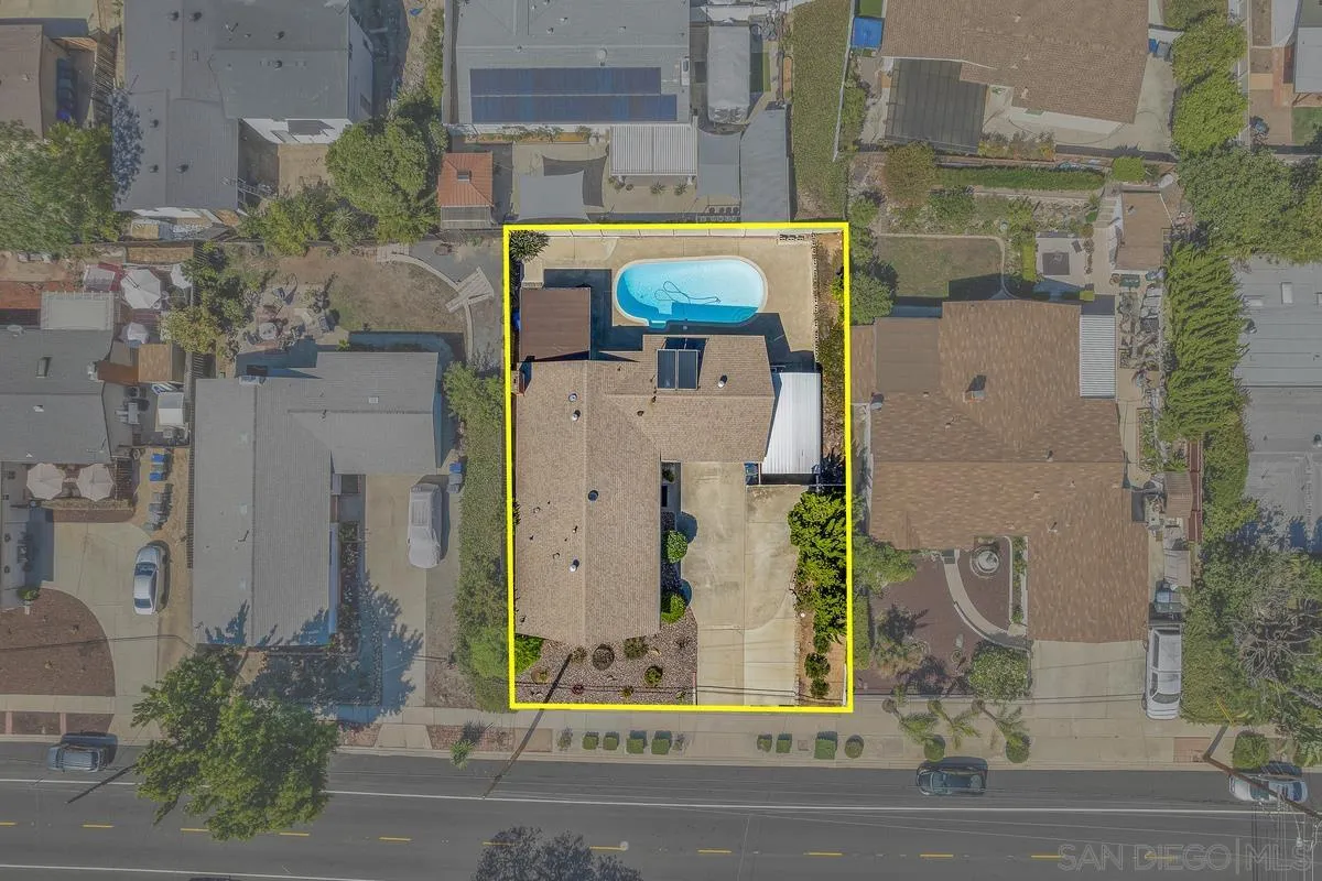 https://cdn.realtyfeed.com/cdn/127/250040800/e7ad3c39ac21a2ccc5975d6dba6f4ed1.webp