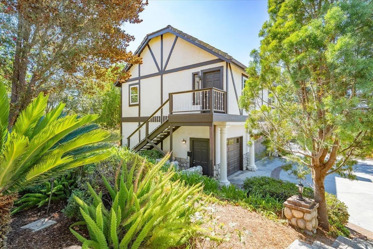 https://cdn.realtyfeed.com/cdn/127/250040803/60c2380cd399364d73452ba35e798121.webp