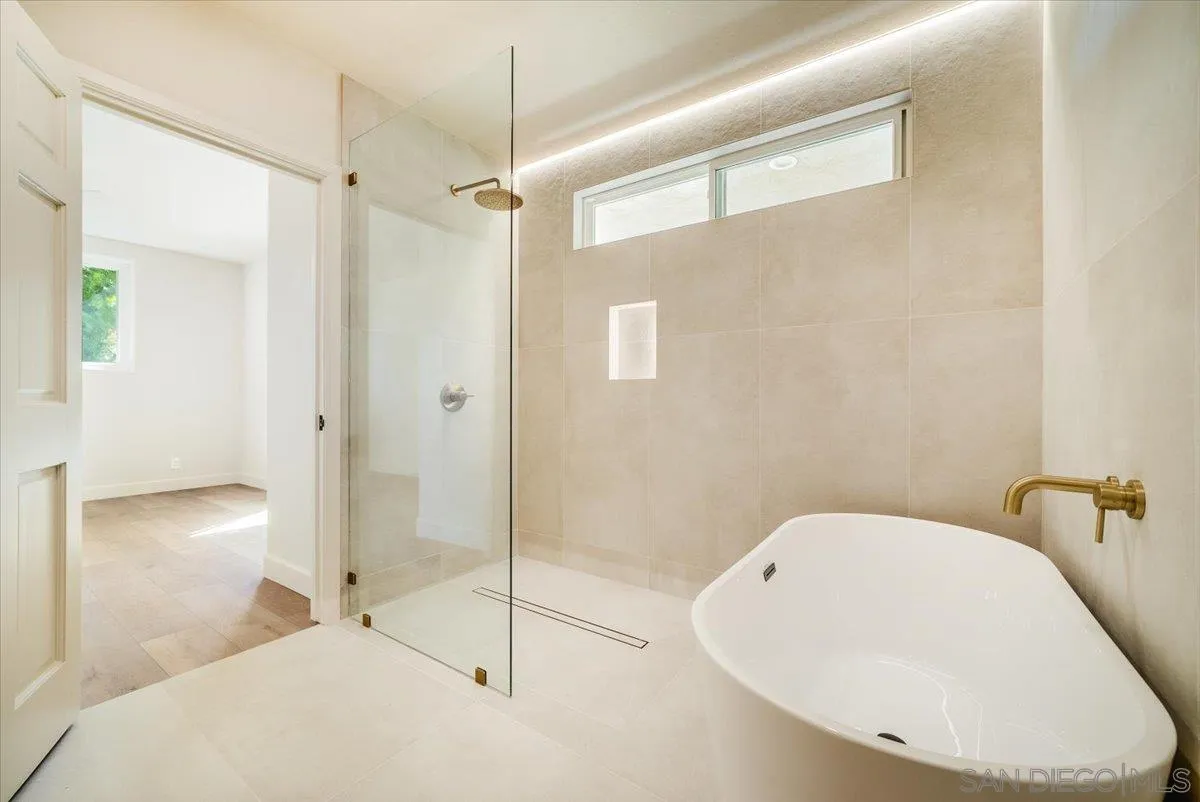 https://cdn.realtyfeed.com/cdn/127/250040803/77e94e711a496201a4219eb0ef9c2a14.webp