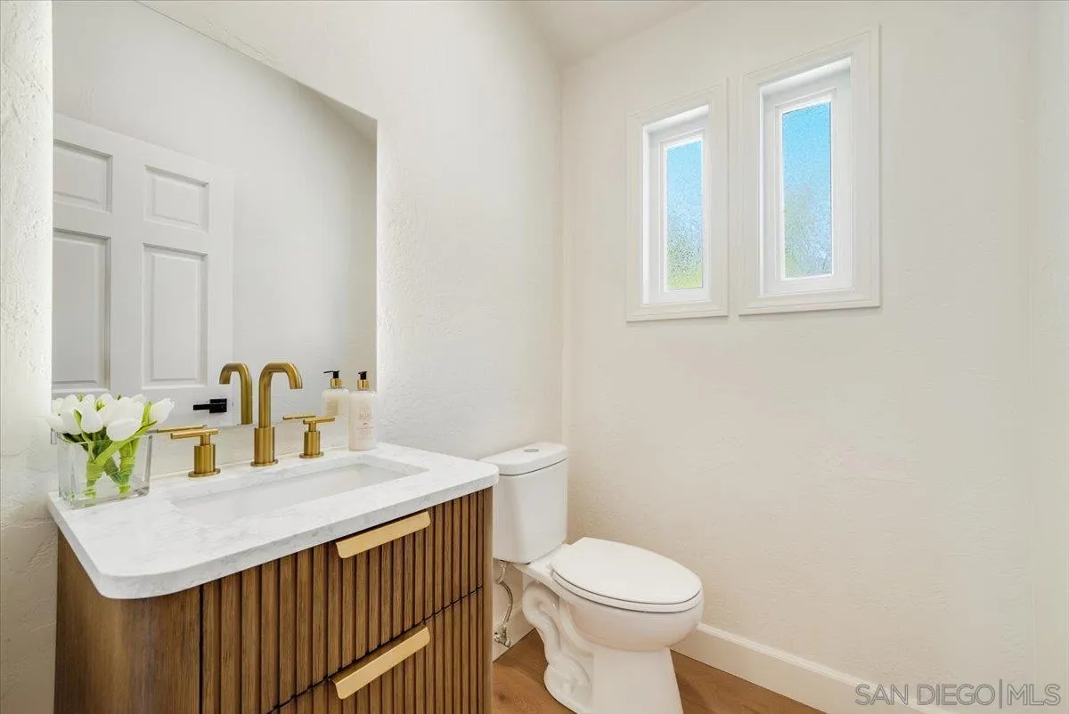 https://cdn.realtyfeed.com/cdn/127/250040803/ee48e5a636264a19b84befe5cfb9ab2a.webp
