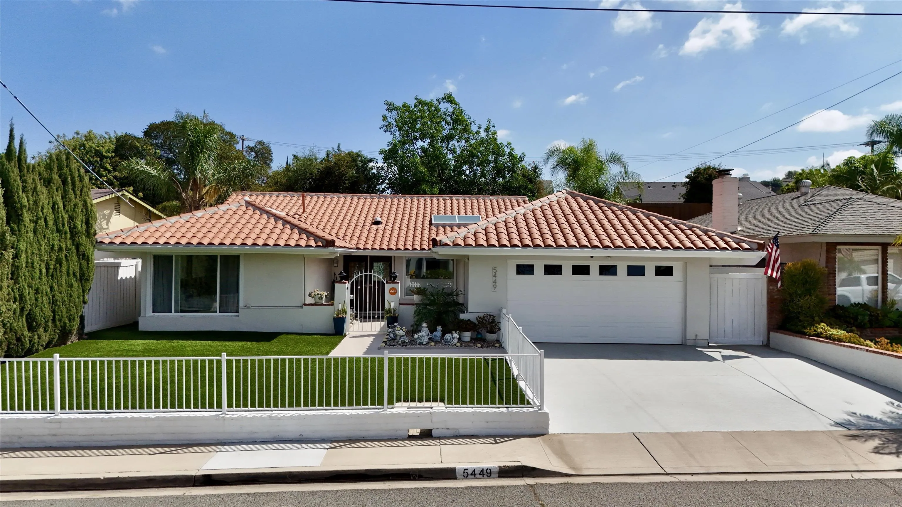 https://cdn.realtyfeed.com/cdn/127/250040804/1cd027b7ca8909957c7e956e9c9bc899.webp