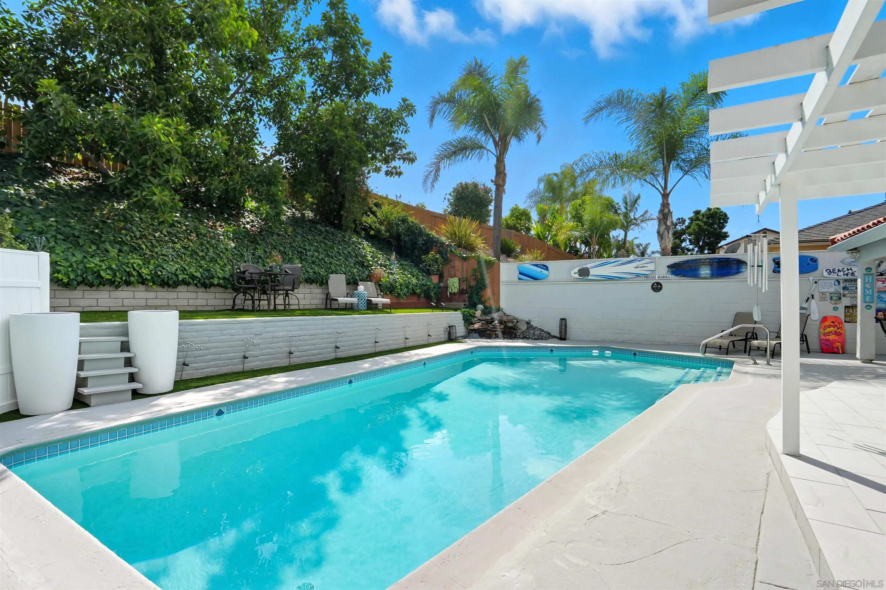 https://cdn.realtyfeed.com/cdn/127/250040804/1d2e6393116e0c24f8b0ae094a33c57d.webp
