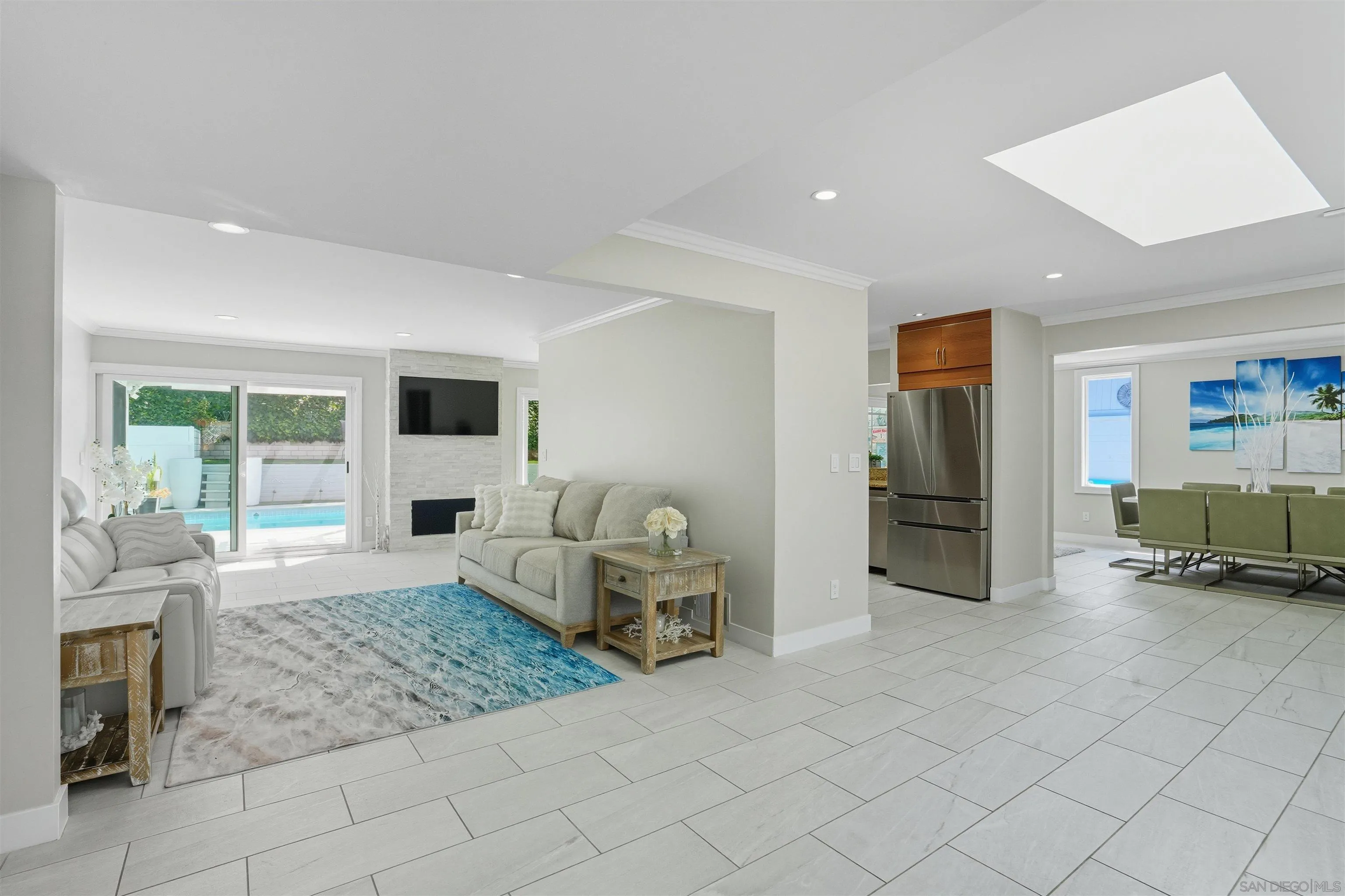 https://cdn.realtyfeed.com/cdn/127/250040804/4768f30fba8aa0e179d9f88e0dfa8ab8.webp
