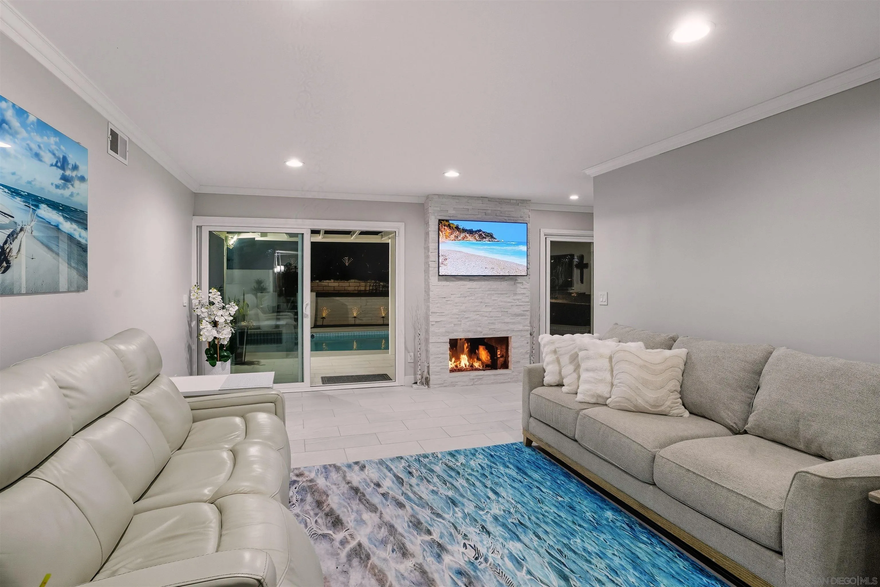 https://cdn.realtyfeed.com/cdn/127/250040804/548f087c8cdea63685ffd308e04b4ecb.webp