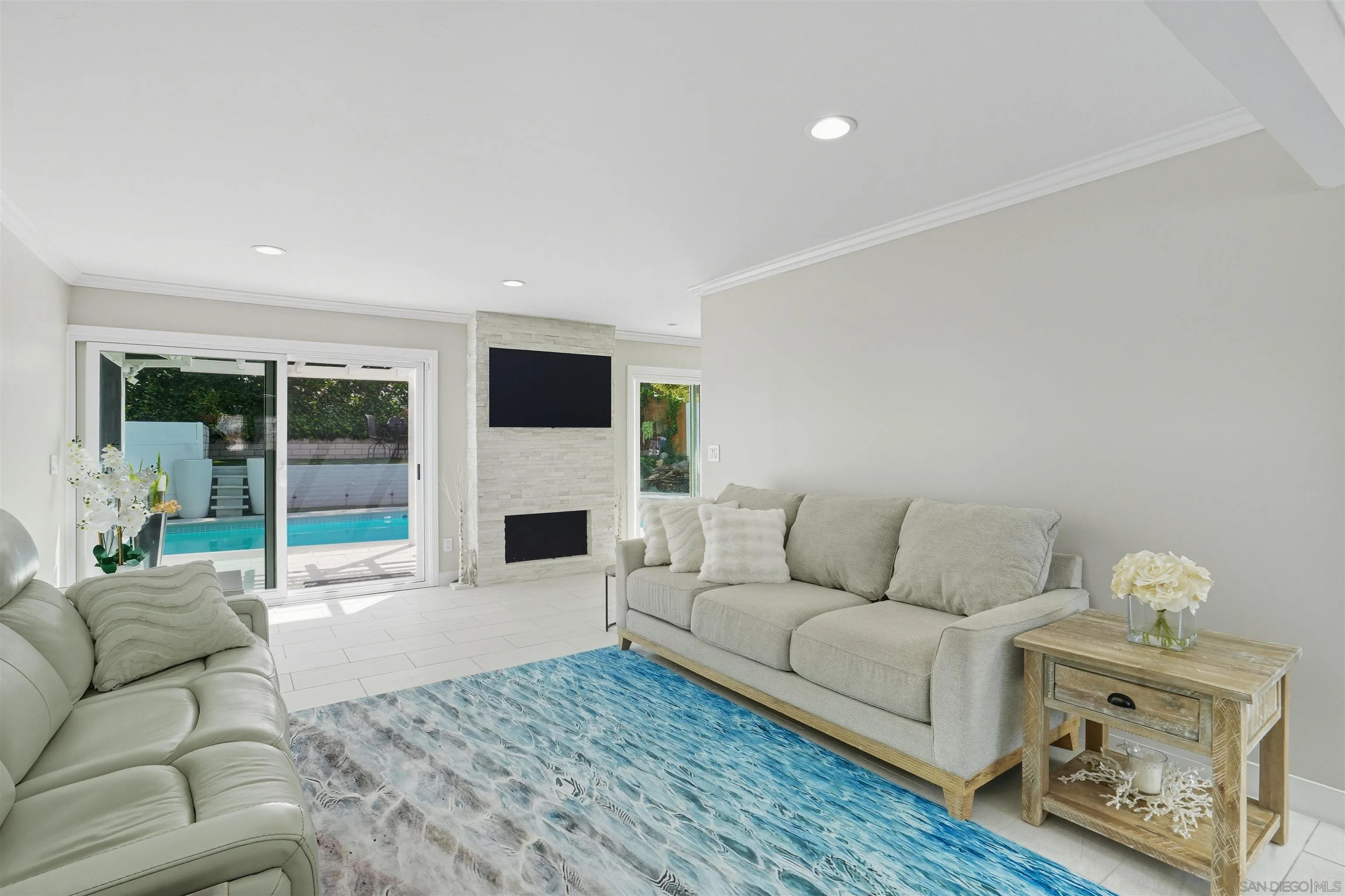 https://cdn.realtyfeed.com/cdn/127/250040804/5cbba358f7995bf538b1a20e9ddf0d11.webp