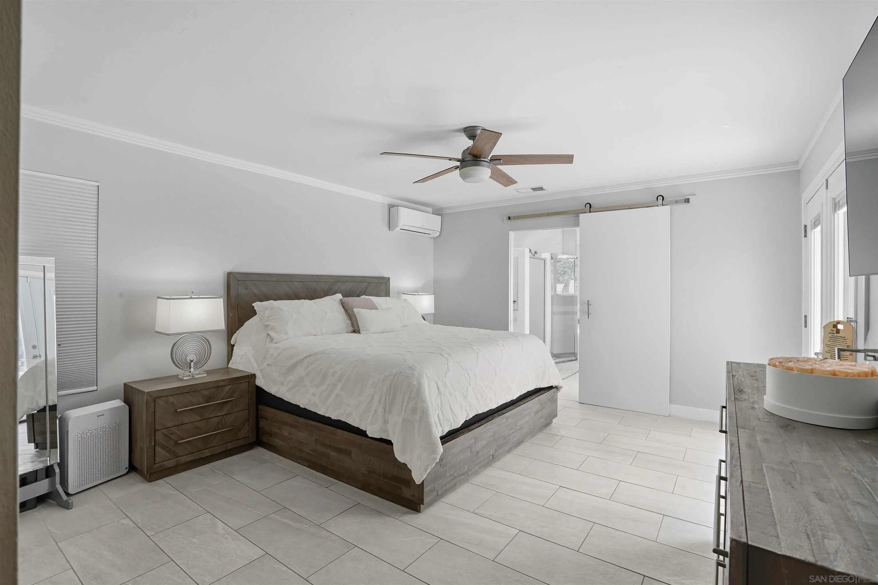 https://cdn.realtyfeed.com/cdn/127/250040804/ad848e3a8ead41312f643abf39eb507e.webp