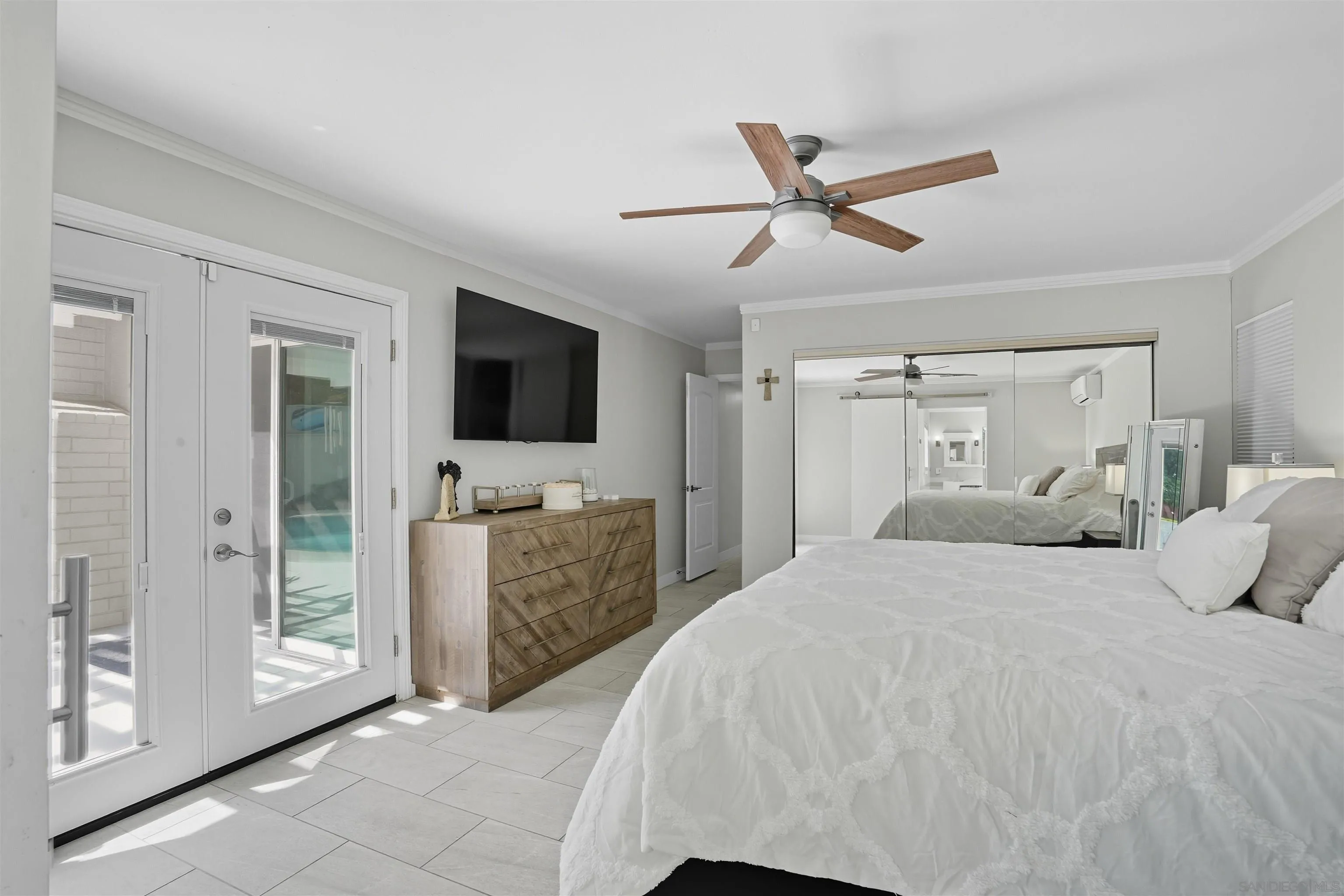 https://cdn.realtyfeed.com/cdn/127/250040804/d07c571fef6e677e2d05e0f06931f9c2.webp