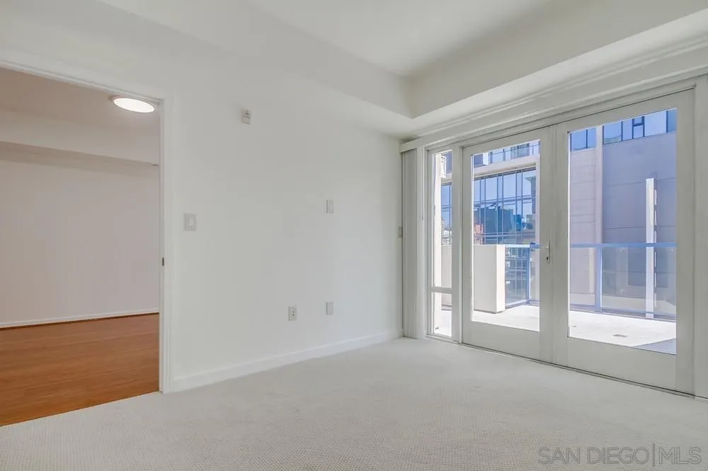 https://cdn.realtyfeed.com/cdn/127/250040809/2b51e56fab7023219602590b0007882a.webp