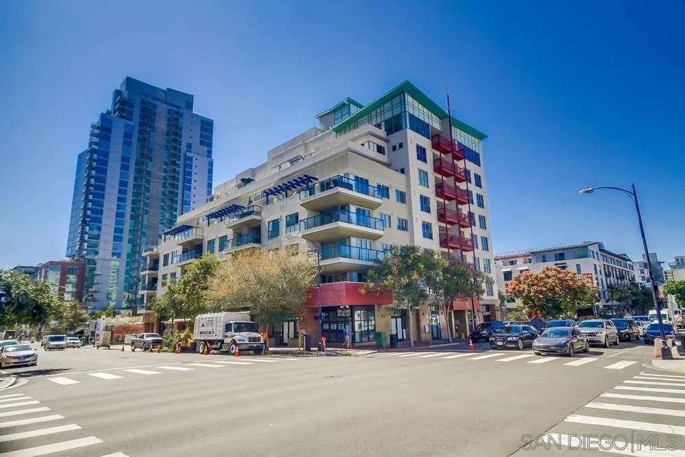 Photo #2: 250040809 Listing 