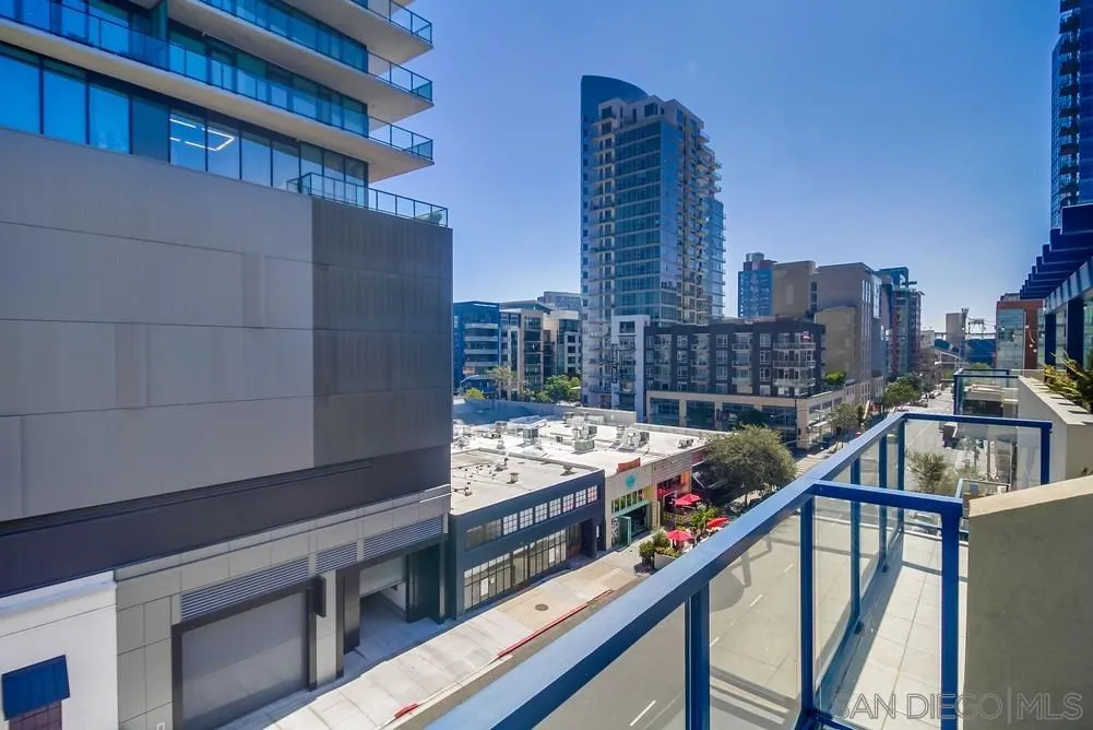 https://cdn.realtyfeed.com/cdn/127/250040809/f43334a78bd31888f4b7af2dc6e4799c.webp