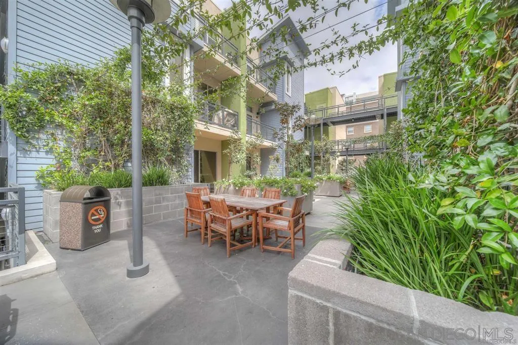 https://cdn.realtyfeed.com/cdn/127/250040810/6e1e9d5e01a0e57f18d28d0c7e8e61a3.webp