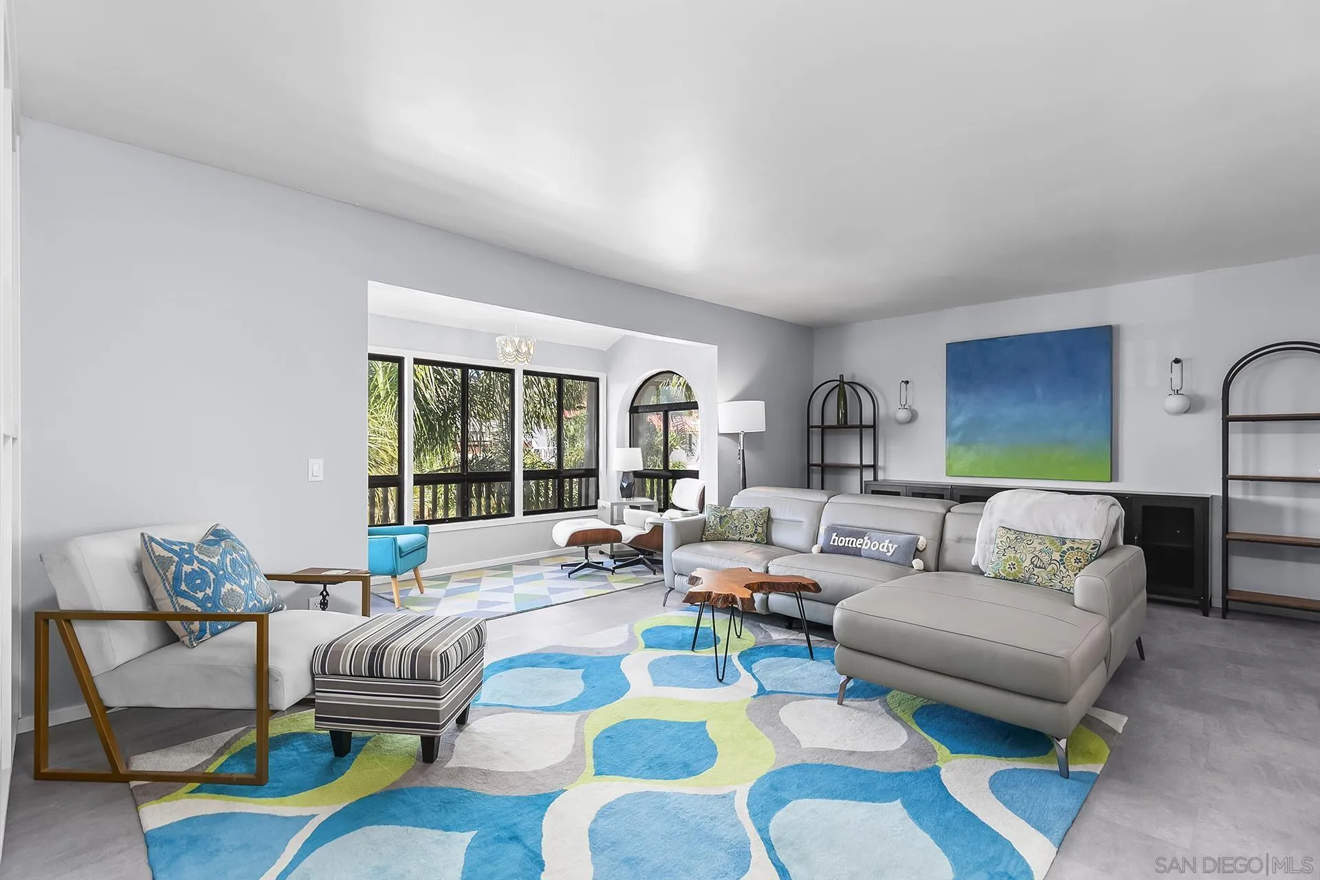 https://cdn.realtyfeed.com/cdn/127/250040815/c3e6d1bdb9c86db1f1db502ce6c2ca6a.webp