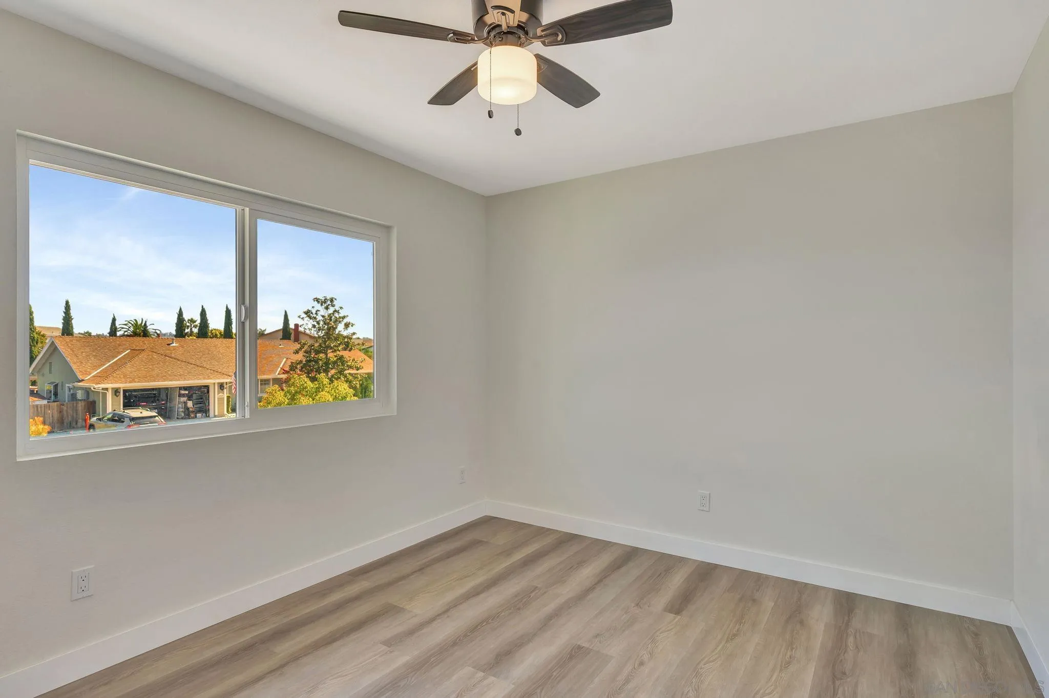 https://cdn.realtyfeed.com/cdn/127/250040817/1457e290152e2f5355e9caee8d953596.webp