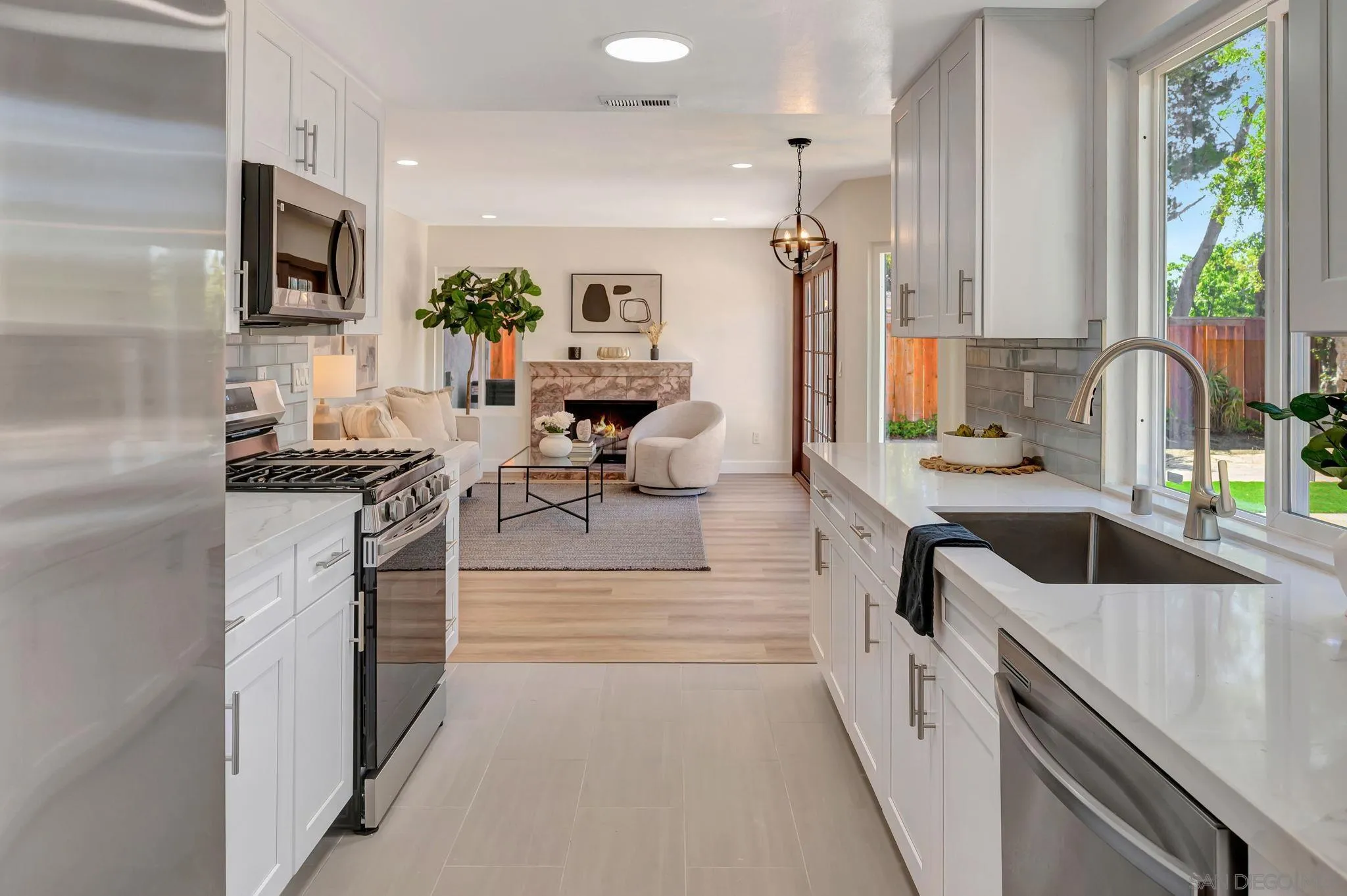 https://cdn.realtyfeed.com/cdn/127/250040817/22ff5183d402dba858d53d39218973f8.webp