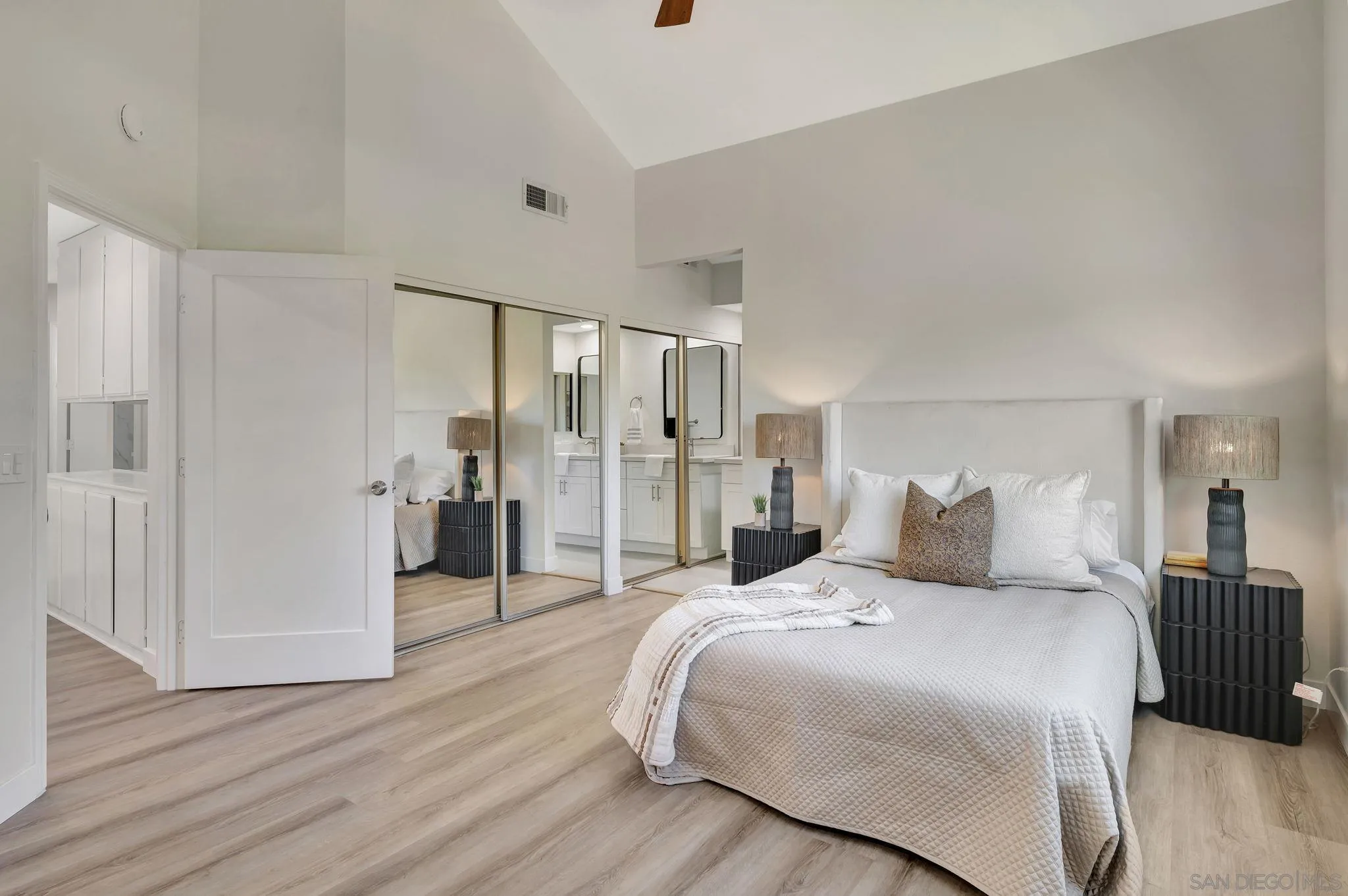 https://cdn.realtyfeed.com/cdn/127/250040817/3046a0ffea5ee4b67001f93d7ec0e27a.webp