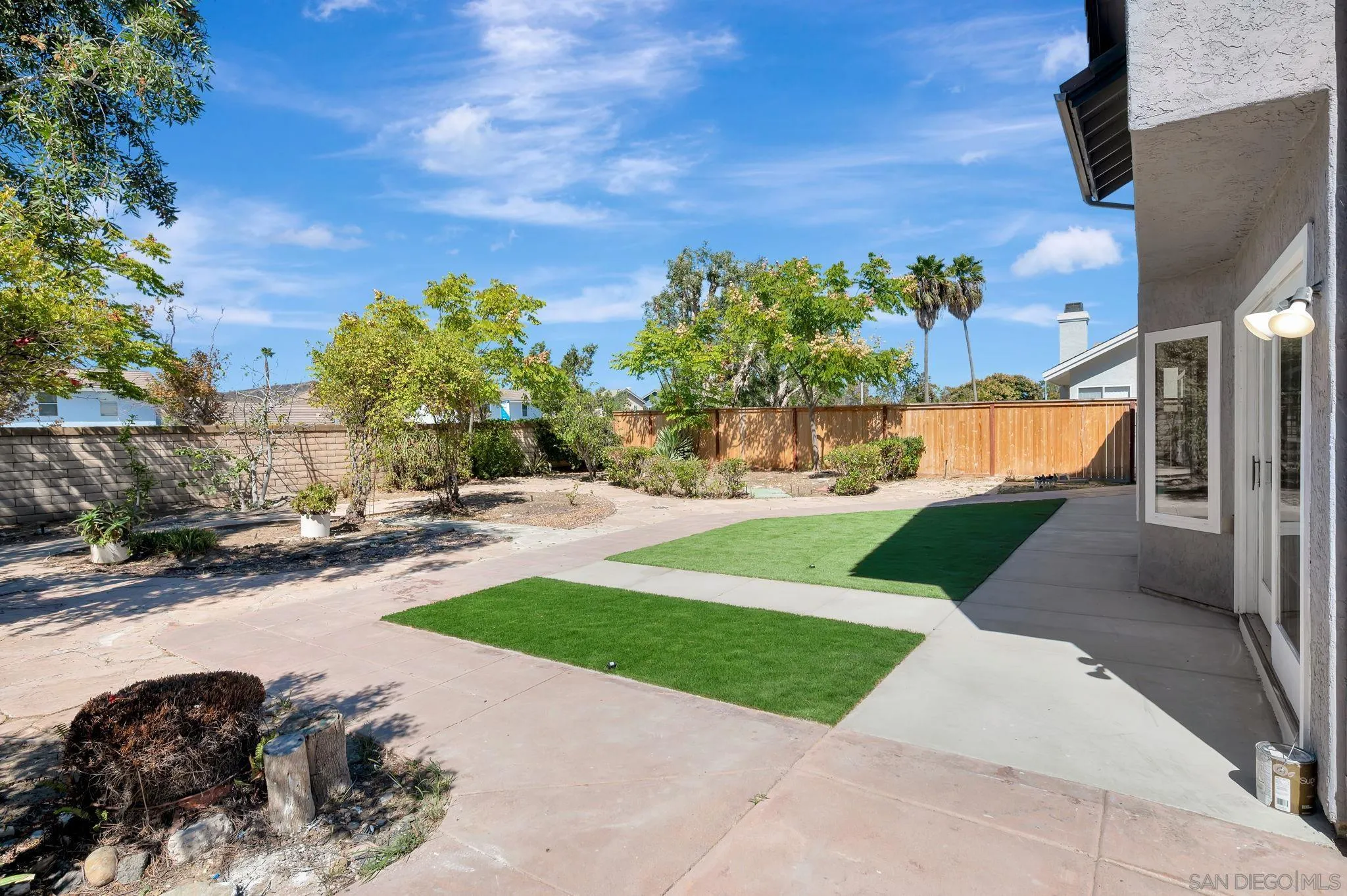 https://cdn.realtyfeed.com/cdn/127/250040817/6d449858c113f108ca6c79cb6003e24b.webp