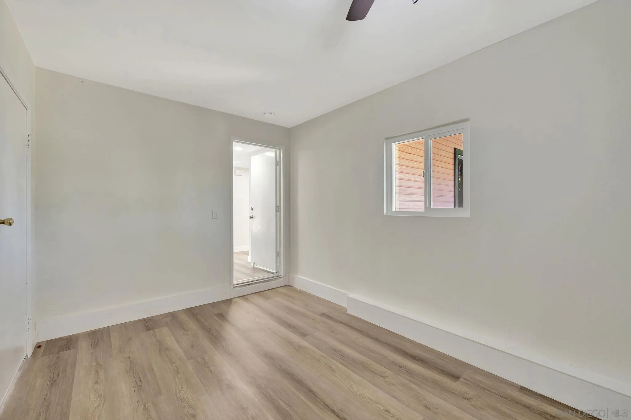 https://cdn.realtyfeed.com/cdn/127/250040817/bd9688420871c48aae698928bd09d1bc.webp