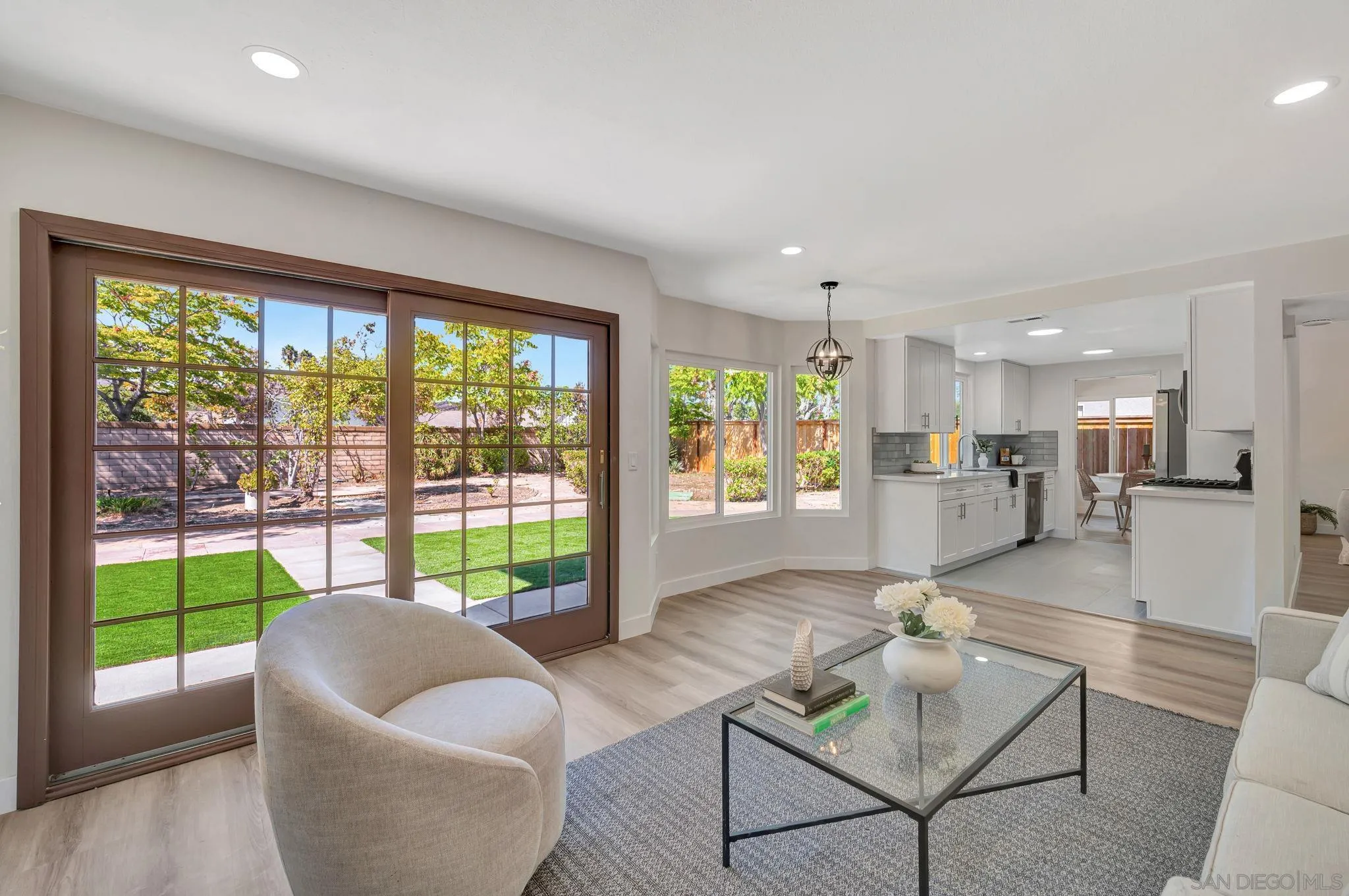 https://cdn.realtyfeed.com/cdn/127/250040817/ddee9096bc01b9ed7e9be41bb2ac9fd5.webp