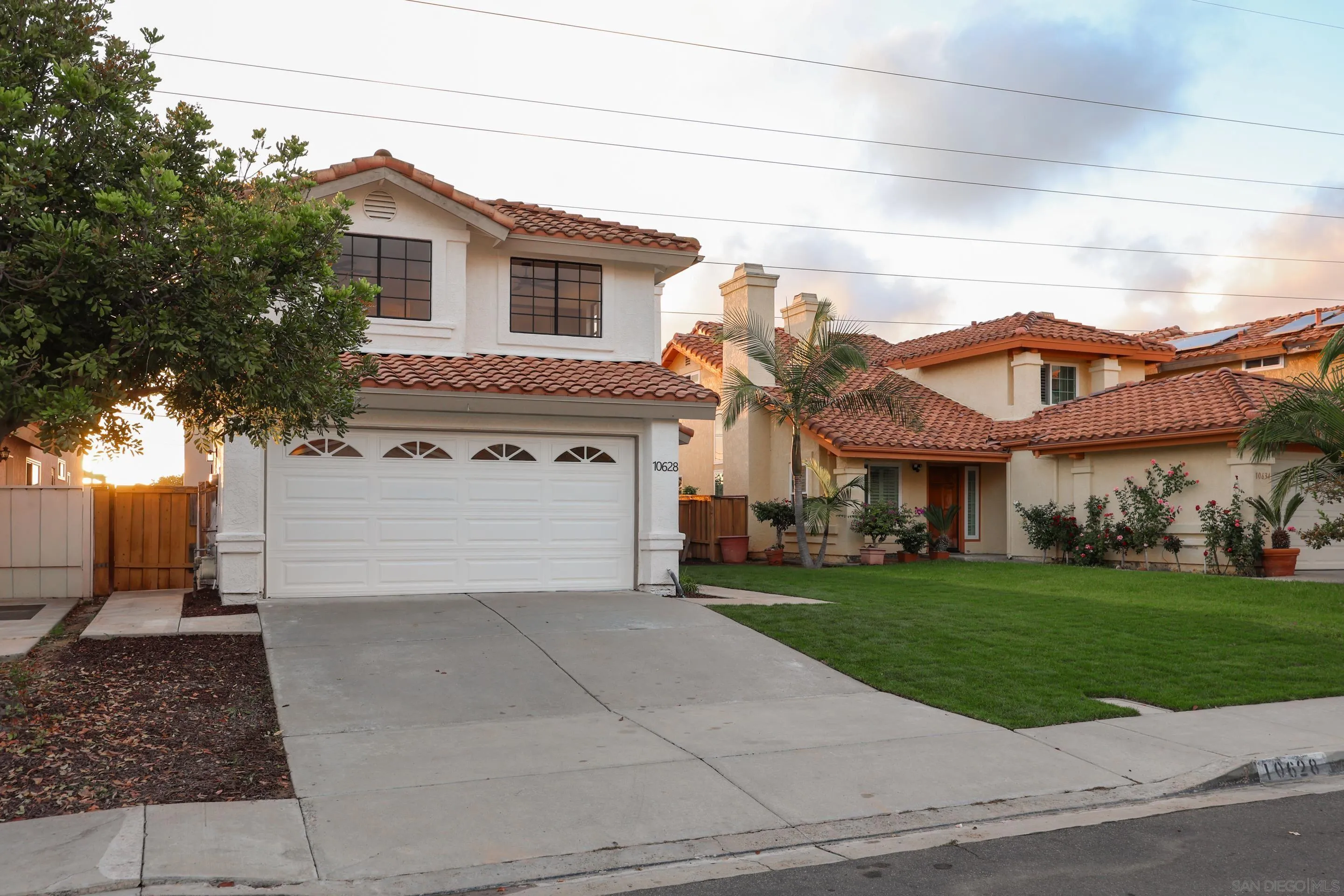 https://cdn.realtyfeed.com/cdn/127/250040819/393d22c791a3efb26a143ac4b797b224.webp