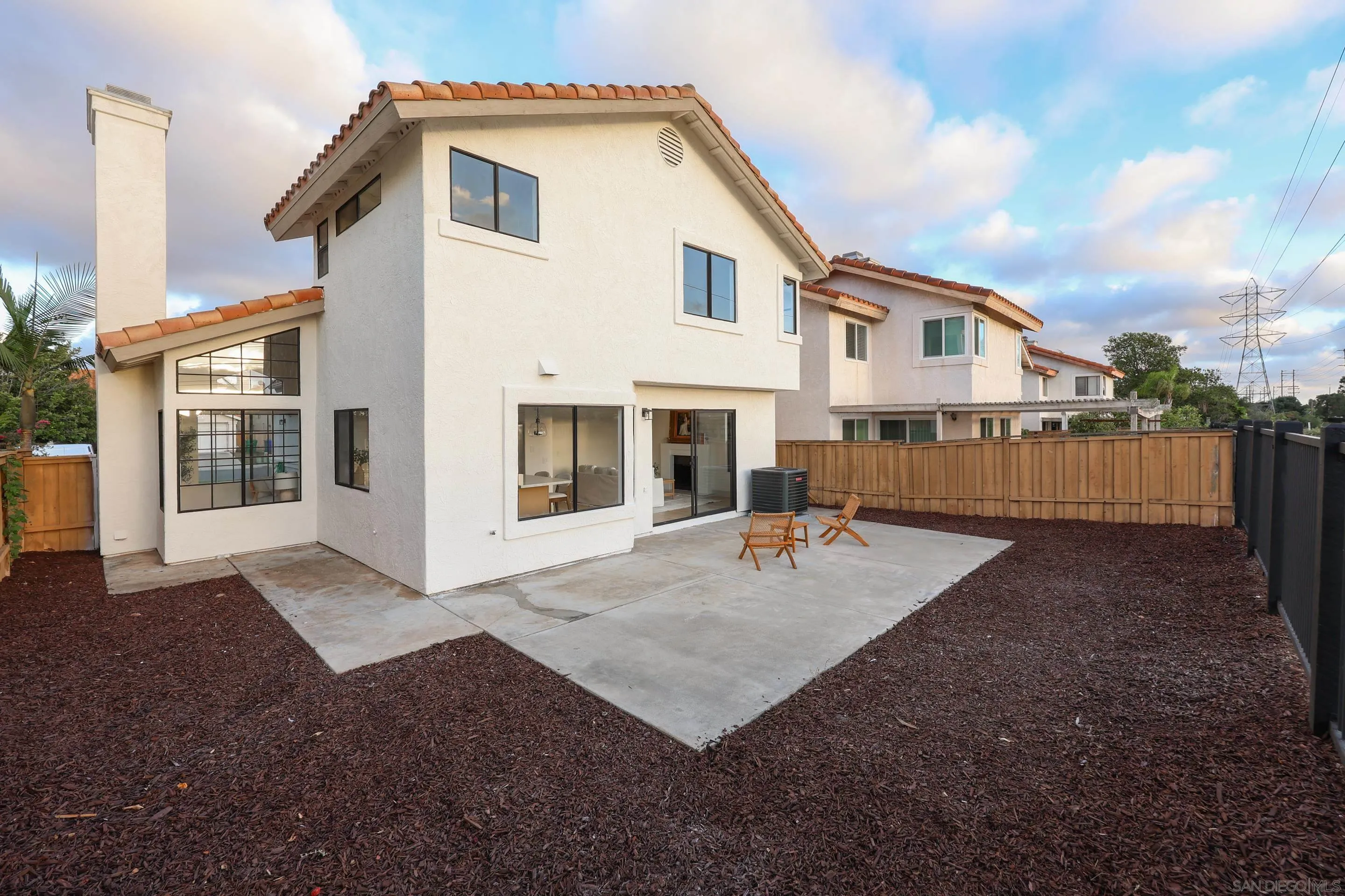 https://cdn.realtyfeed.com/cdn/127/250040819/76c5a0164735e8dc44af8fd6c9ece25f.webp