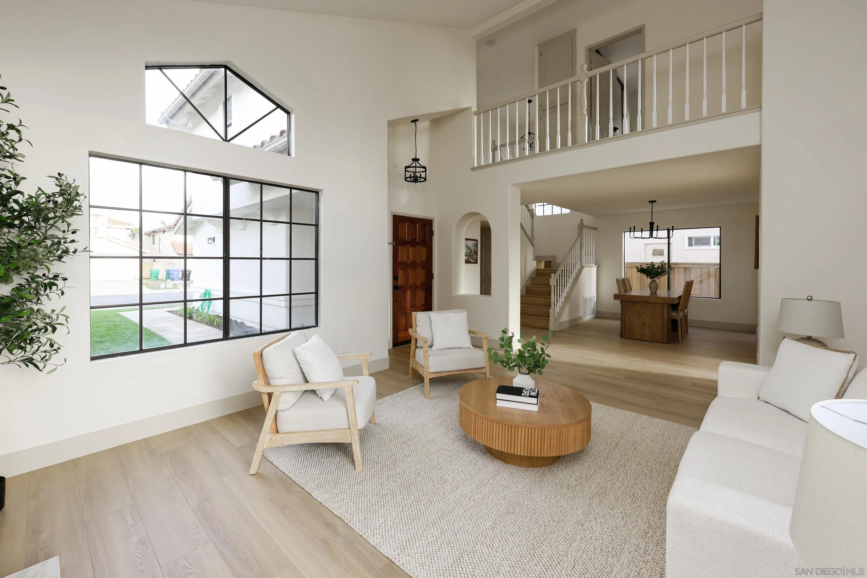 https://cdn.realtyfeed.com/cdn/127/250040819/c81cecc301f8fbe7f2657592dda0ea35.webp