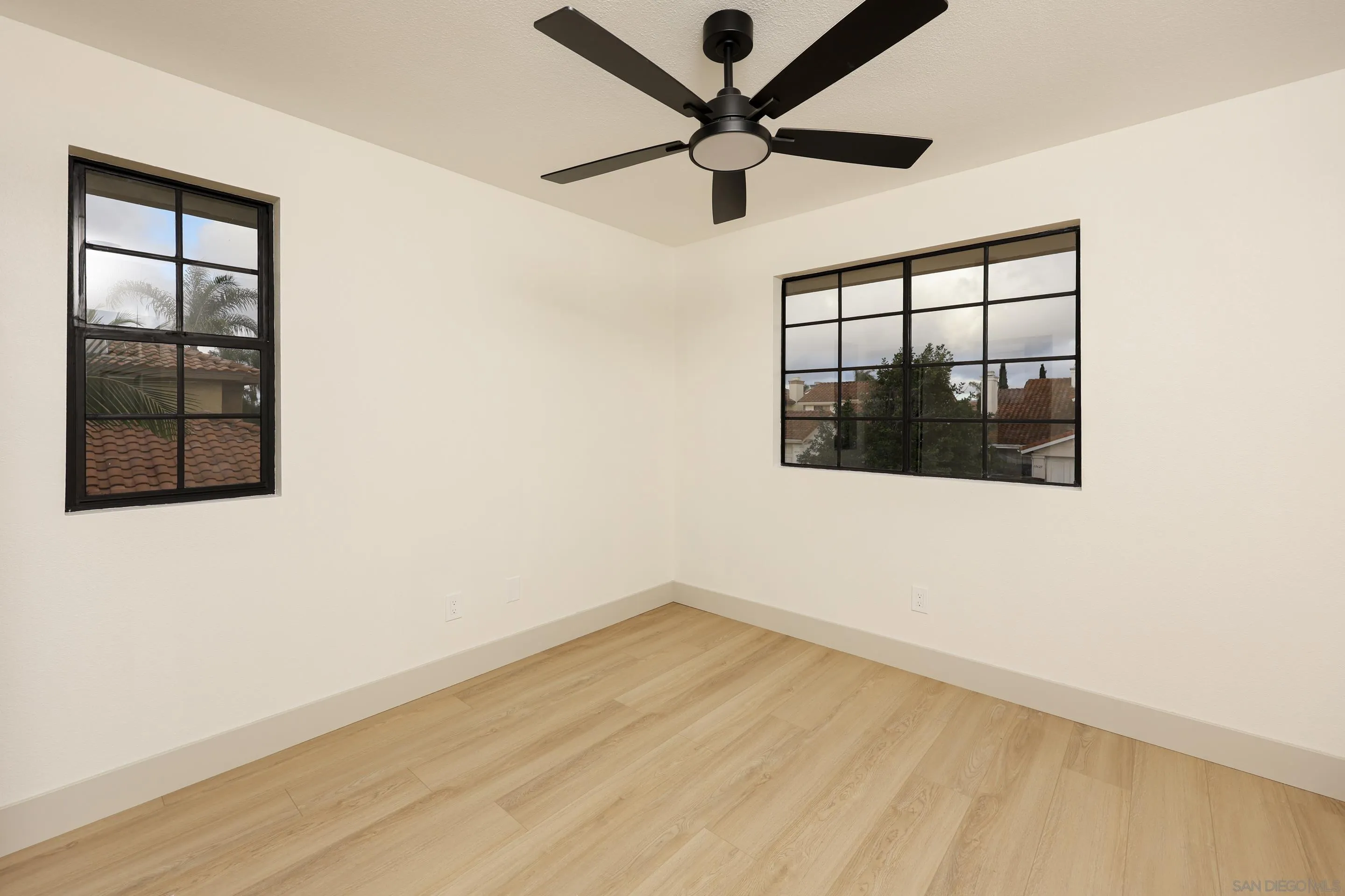 https://cdn.realtyfeed.com/cdn/127/250040819/deb809b0bdc35bbae7274c8feb555540.webp