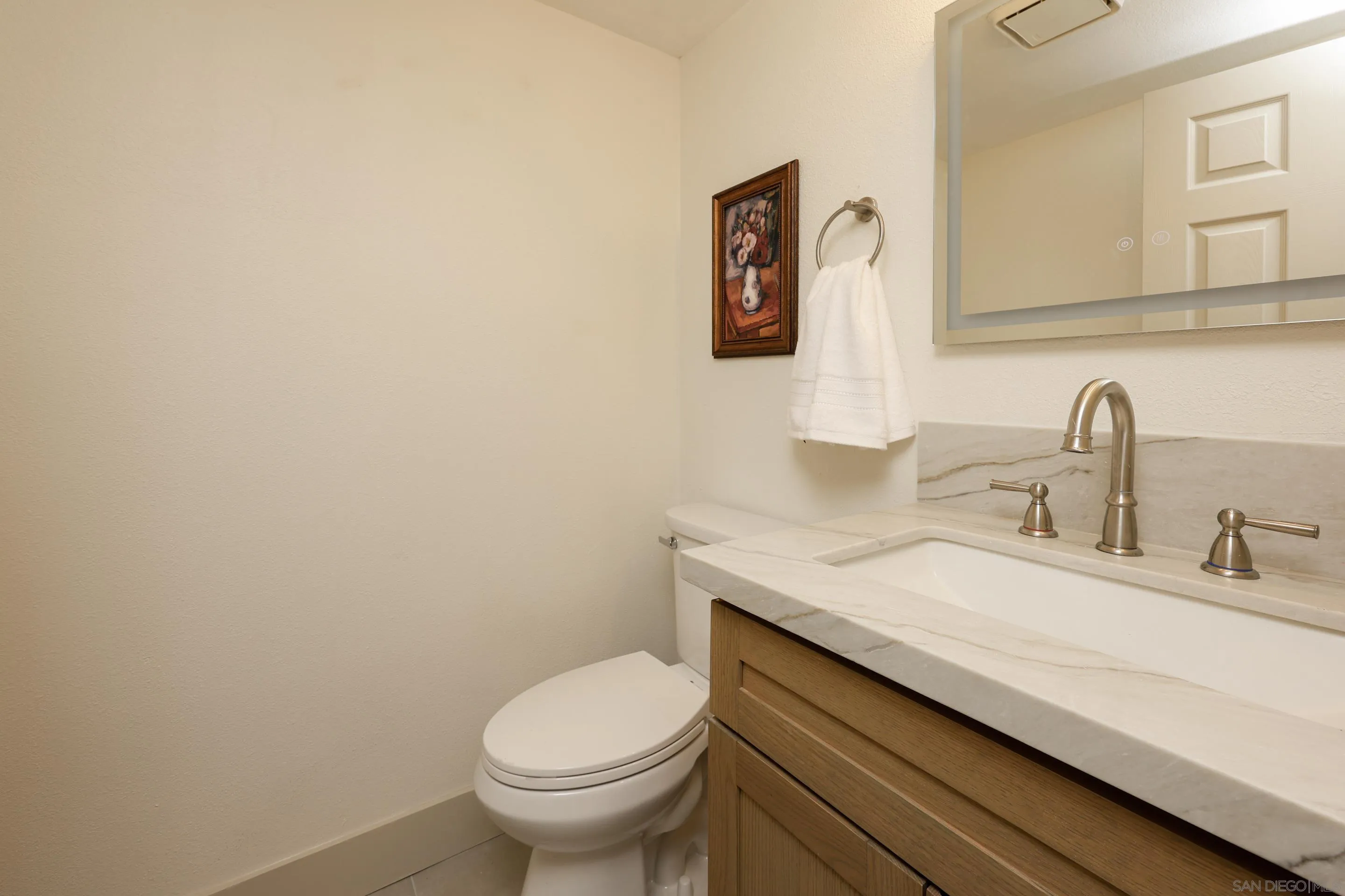 https://cdn.realtyfeed.com/cdn/127/250040819/e53fa3171b0ba642a1b1f96227a88bae.webp