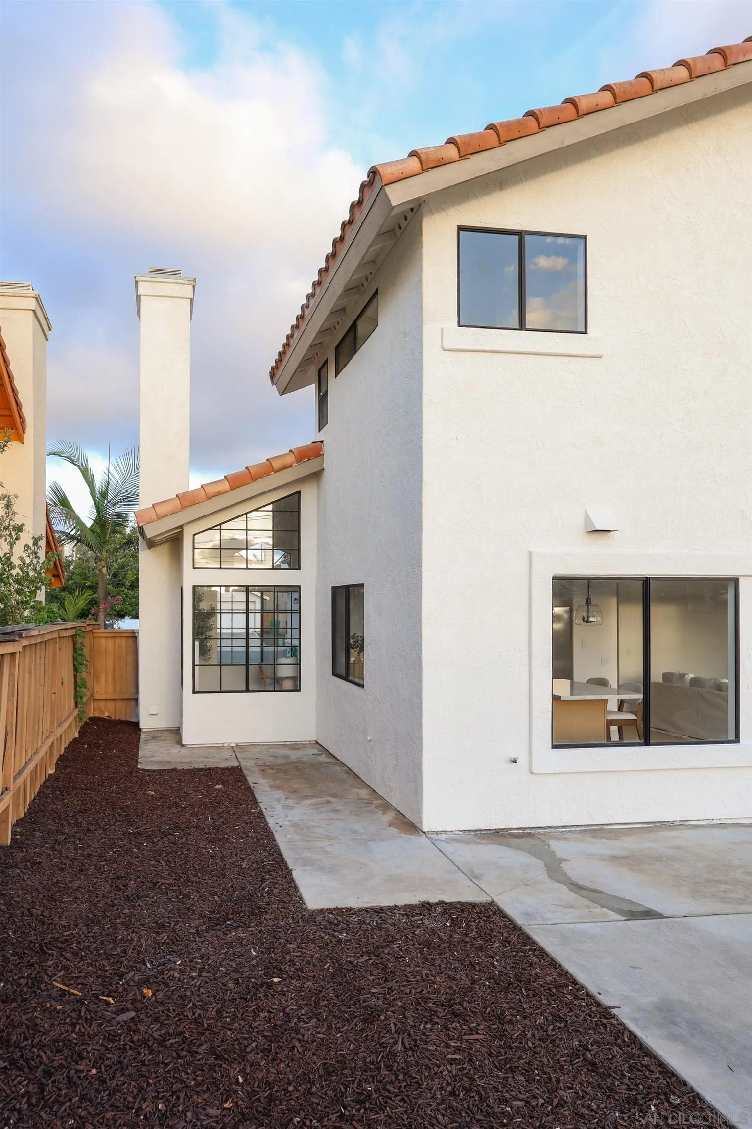 https://cdn.realtyfeed.com/cdn/127/250040819/fd9582af09c99c084701e5c9f68b76c4.webp