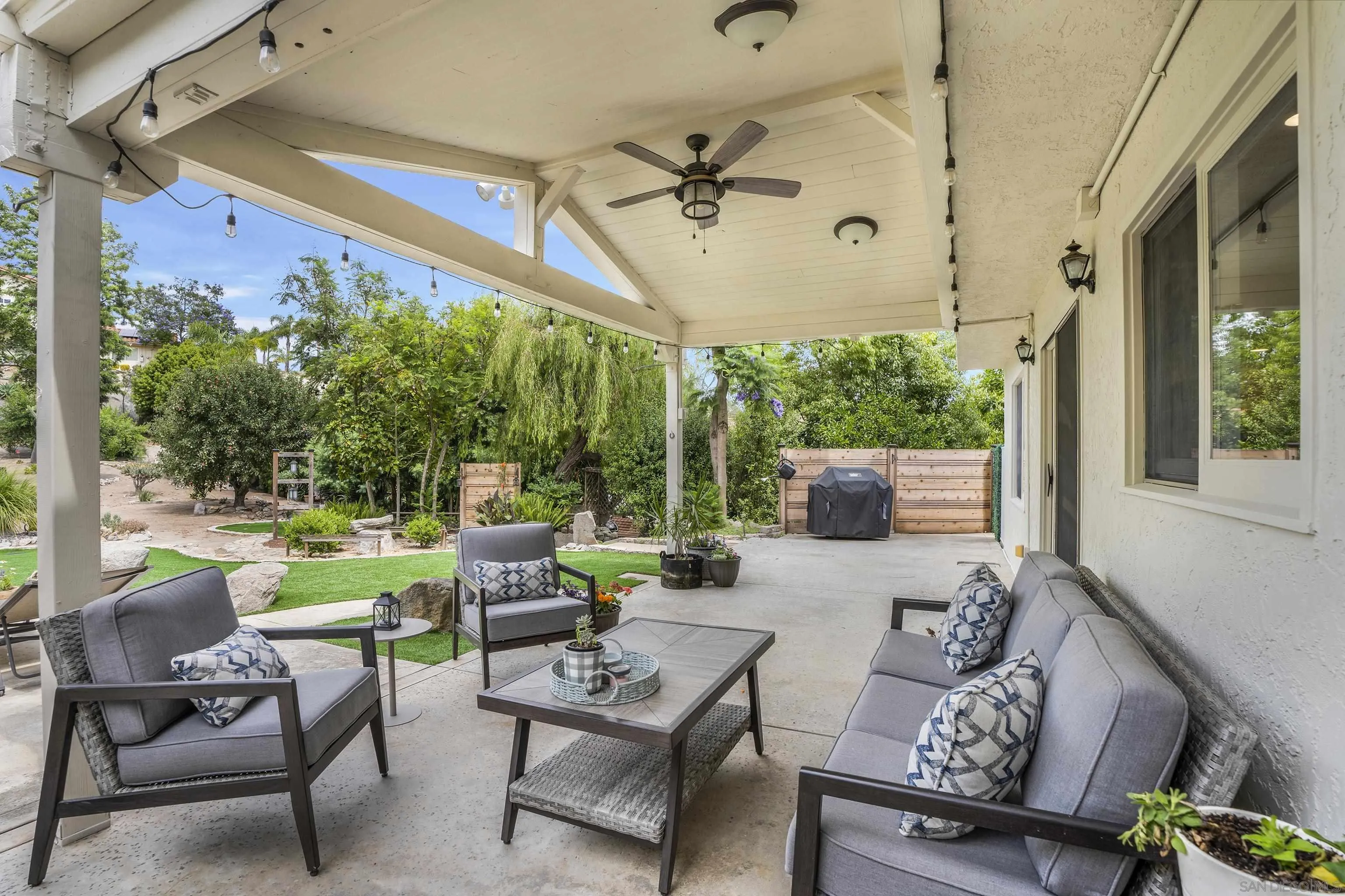 https://cdn.realtyfeed.com/cdn/127/250040828/bf196de5e9b71177dd0a8ba7b633fce7.webp