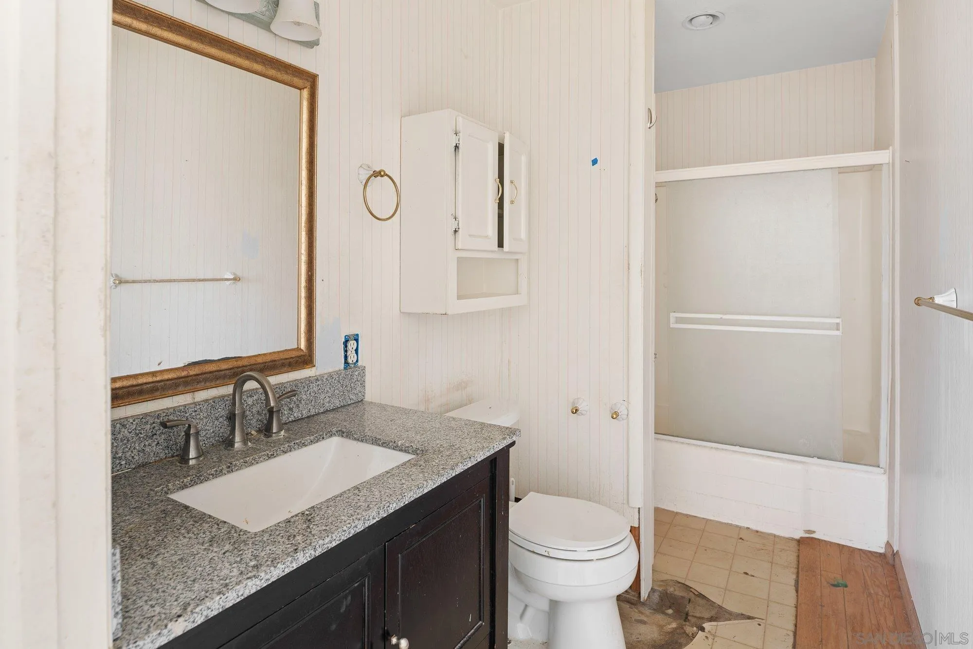 https://cdn.realtyfeed.com/cdn/127/250040832/02a58aec3d3dfdf9cbb3adee95ace553.webp