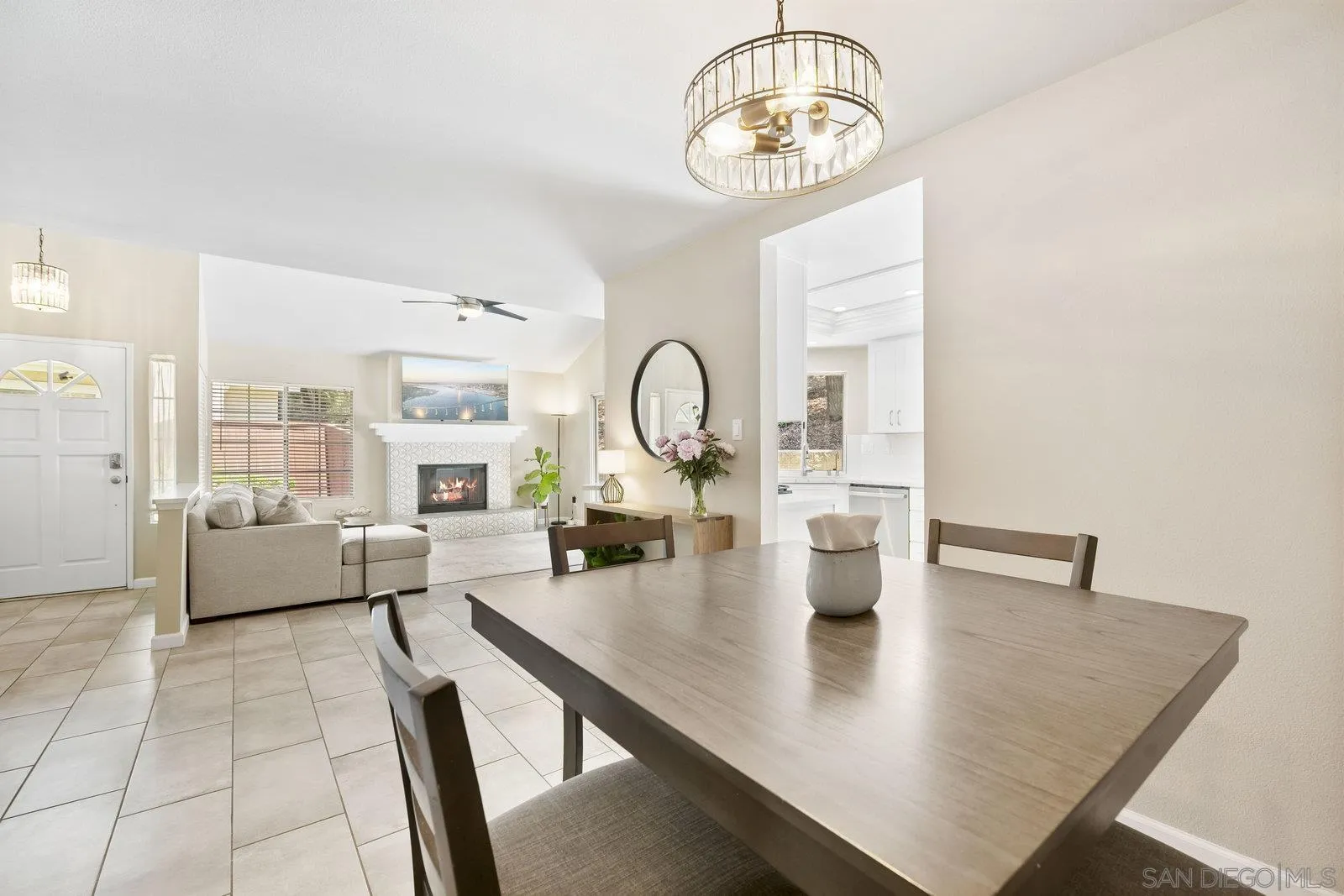 https://cdn.realtyfeed.com/cdn/127/250040835/61739e2401712b0c907c855642a03d2a.webp