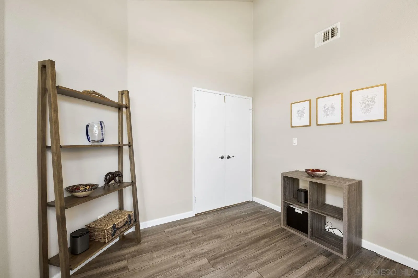 https://cdn.realtyfeed.com/cdn/127/250040835/db47ce634f9337d603a094ac3a3075bf.webp