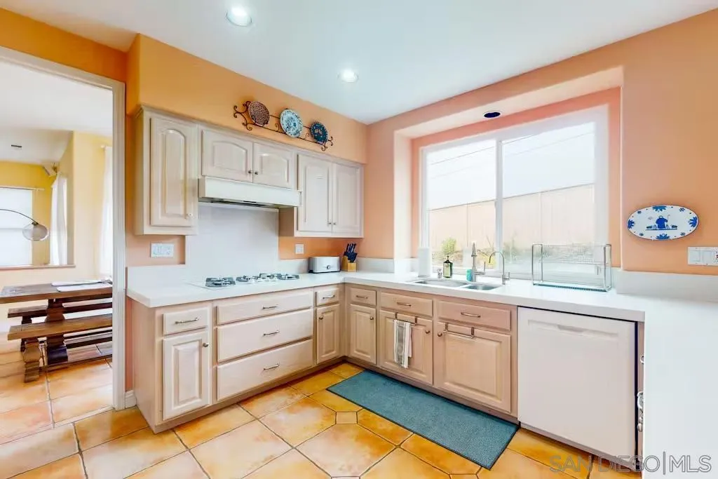 863 Starflower Rd, Encinitas, CA, 92024