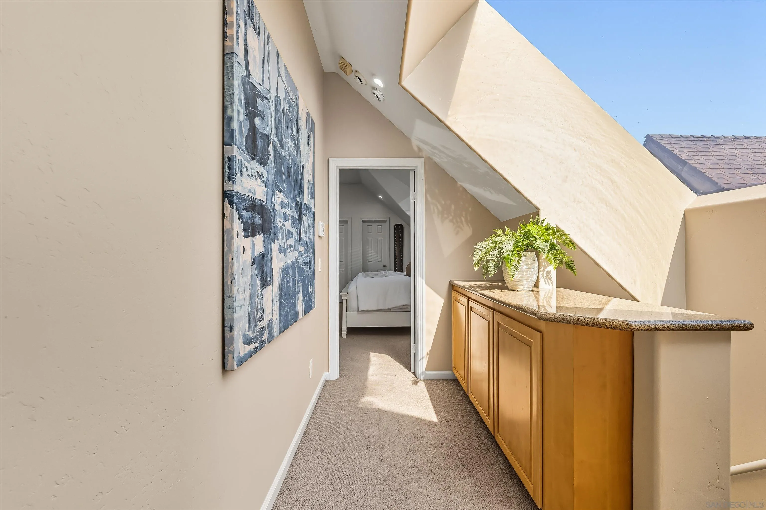 https://cdn.realtyfeed.com/cdn/127/250040847/ab86e3eff753f46e52718e93cfadf32a.webp