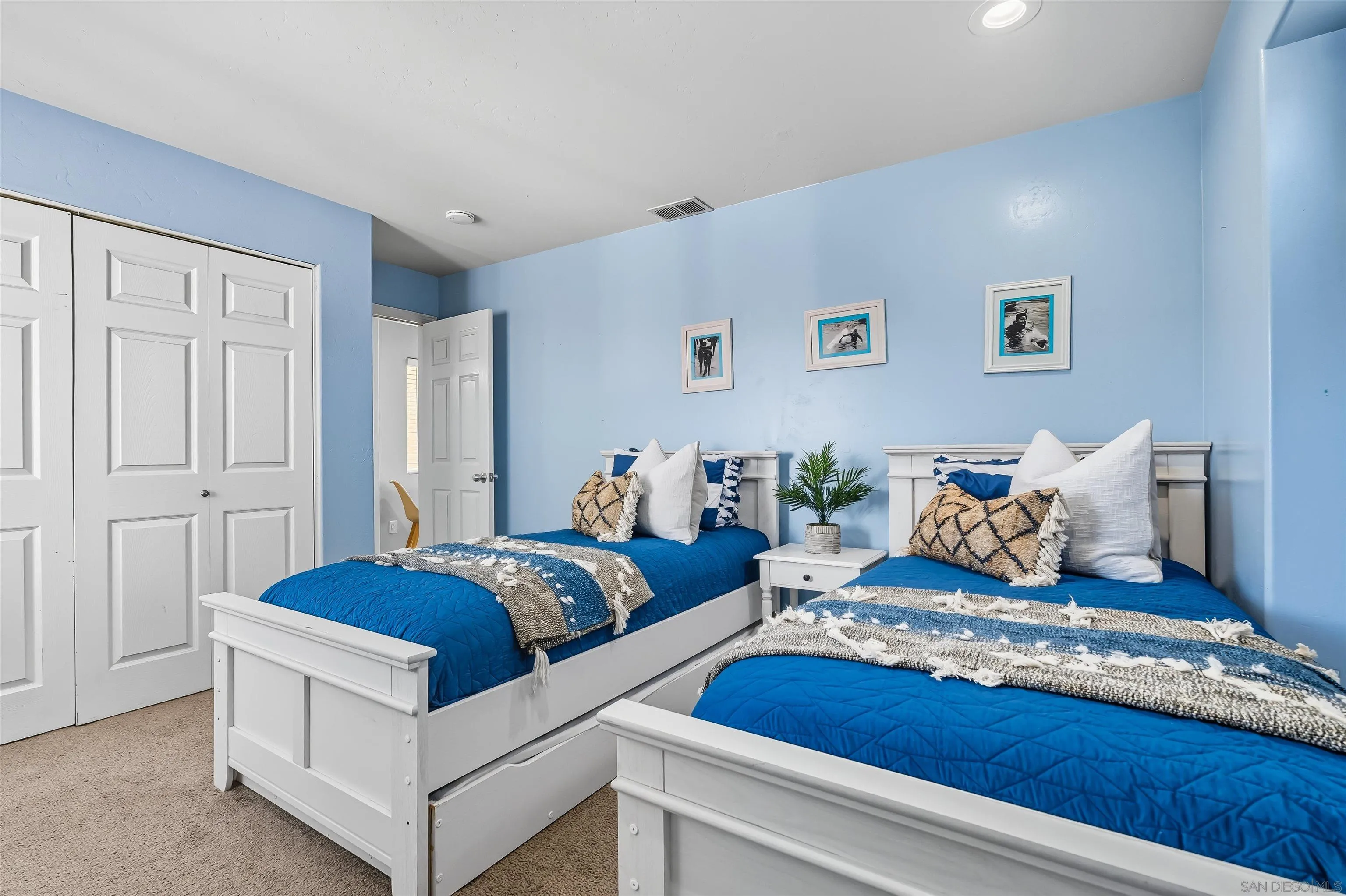 https://cdn.realtyfeed.com/cdn/127/250040847/e79d4f9354fc4c5d081e2ee7a64c7fee.webp