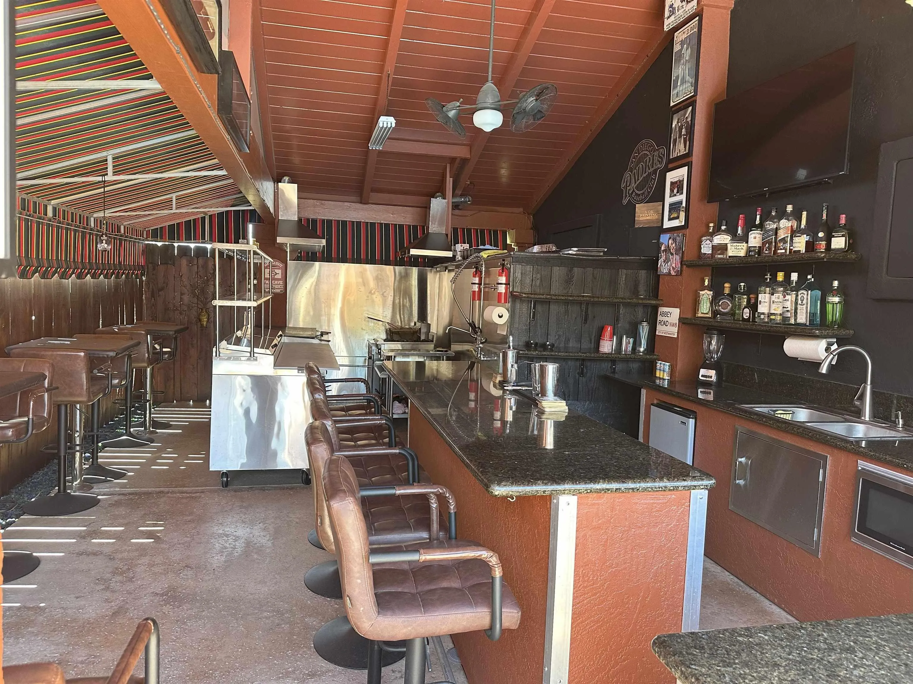 https://cdn.realtyfeed.com/cdn/127/250040850/36d1abd44ce5a63ea9ae93d9d442f4df.webp