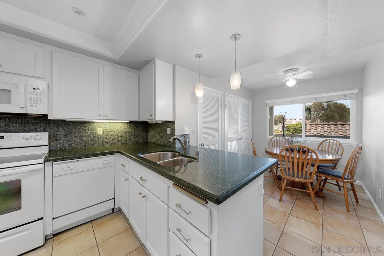https://cdn.realtyfeed.com/cdn/127/250040851/b0de7bb2bb9bcb9fd31ab95ac87b4af5.webp