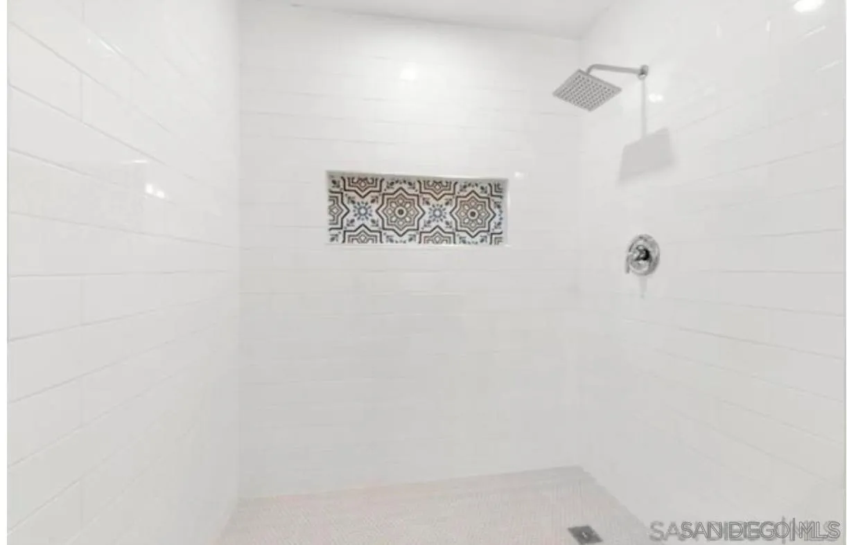 https://cdn.realtyfeed.com/cdn/127/250040852/51bb2d01ea41f6e5fe6fc8a0cc77fa09.webp