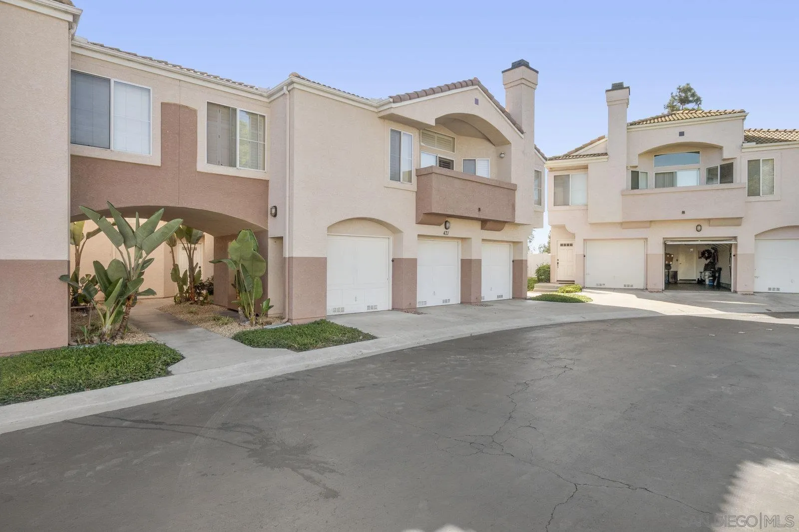 https://cdn.realtyfeed.com/cdn/127/250040873/775e41830cc2e596c8c9bd7a892ee029.webp