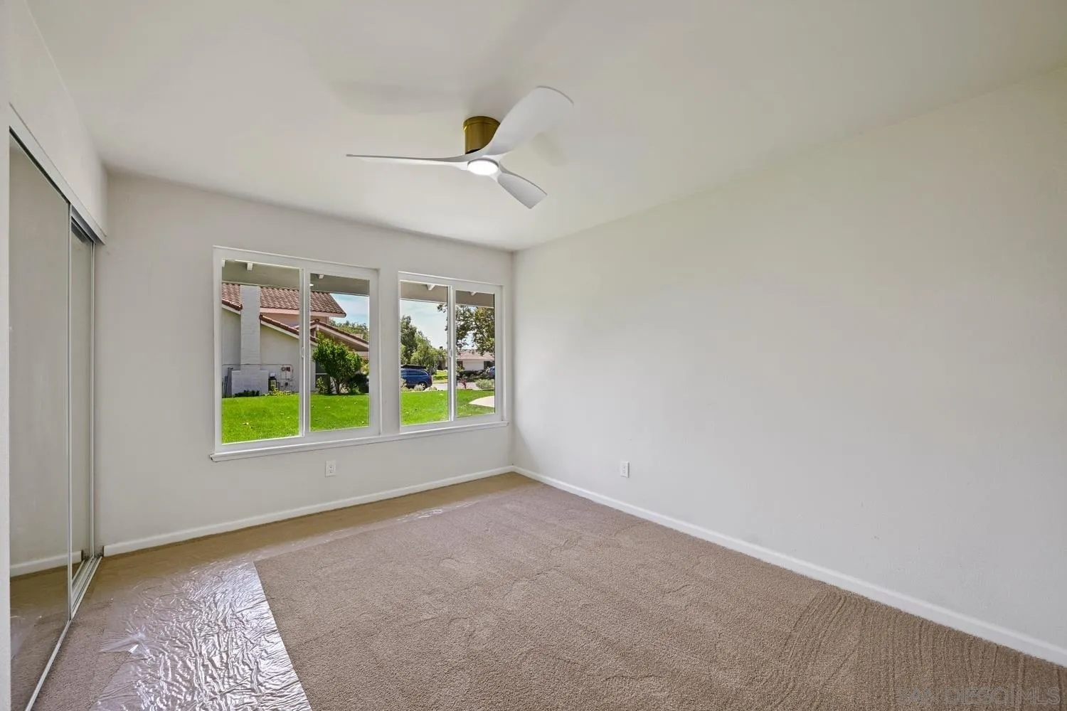 https://cdn.realtyfeed.com/cdn/127/250040875/32a6c065e5341a2ee8967c56f6039efa.webp