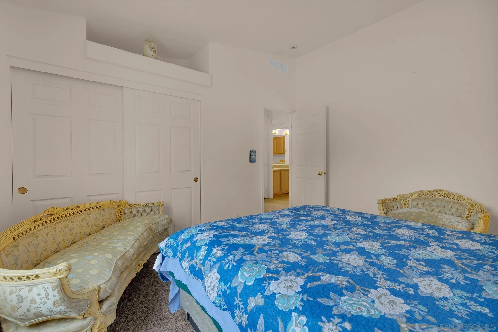 https://cdn.realtyfeed.com/cdn/127/250040877/2003242c9fc4e64f688a6000b46e9a47.webp