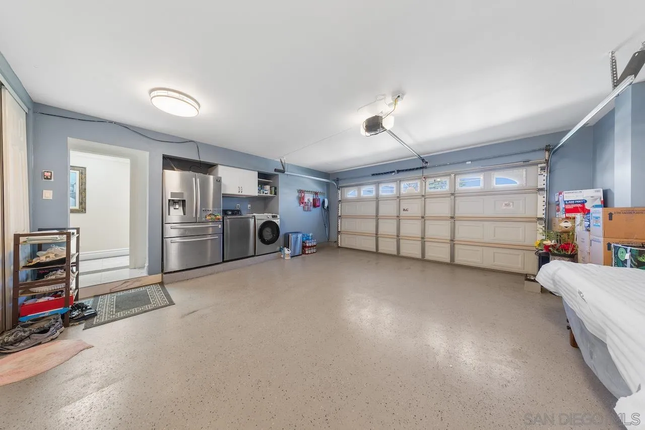 https://cdn.realtyfeed.com/cdn/127/250040885/1be44f4e55941f8e3f4b95f0d72f1eb8.webp