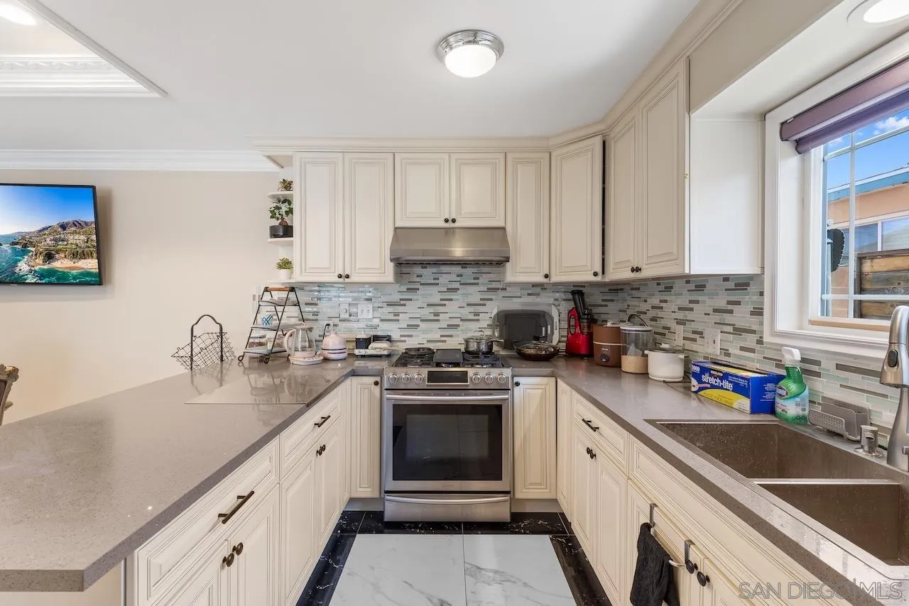 https://cdn.realtyfeed.com/cdn/127/250040885/be2e814ca9ba44d6ea1e9715731f3e2e.webp