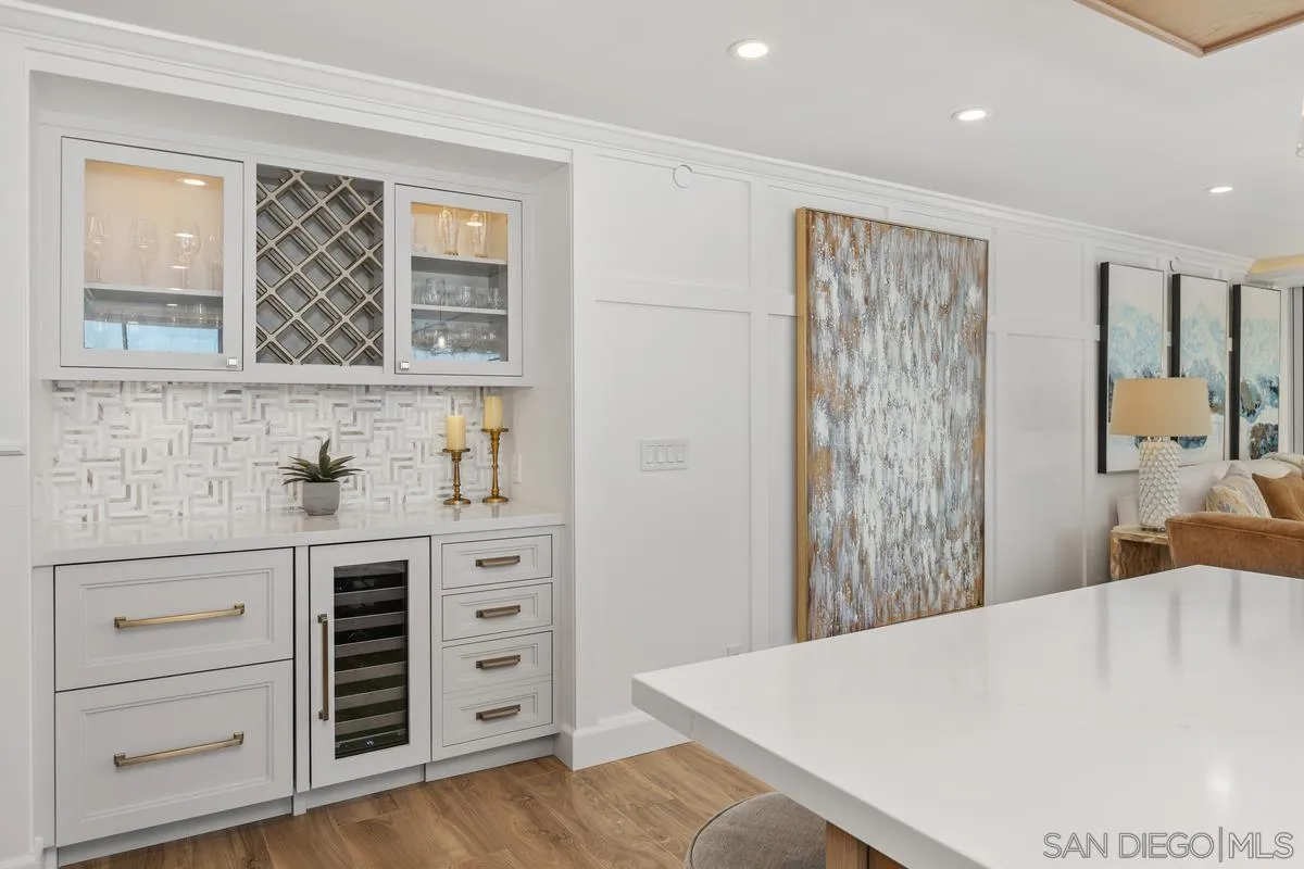 https://cdn.realtyfeed.com/cdn/127/250040889/3a2604eafc3f330a86a62b48aabe18aa.webp