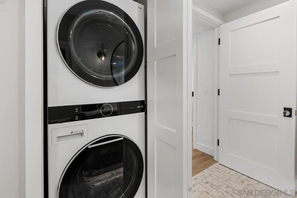 https://cdn.realtyfeed.com/cdn/127/250040889/5d2cf685469bcb263002773e8b74b6f7.webp