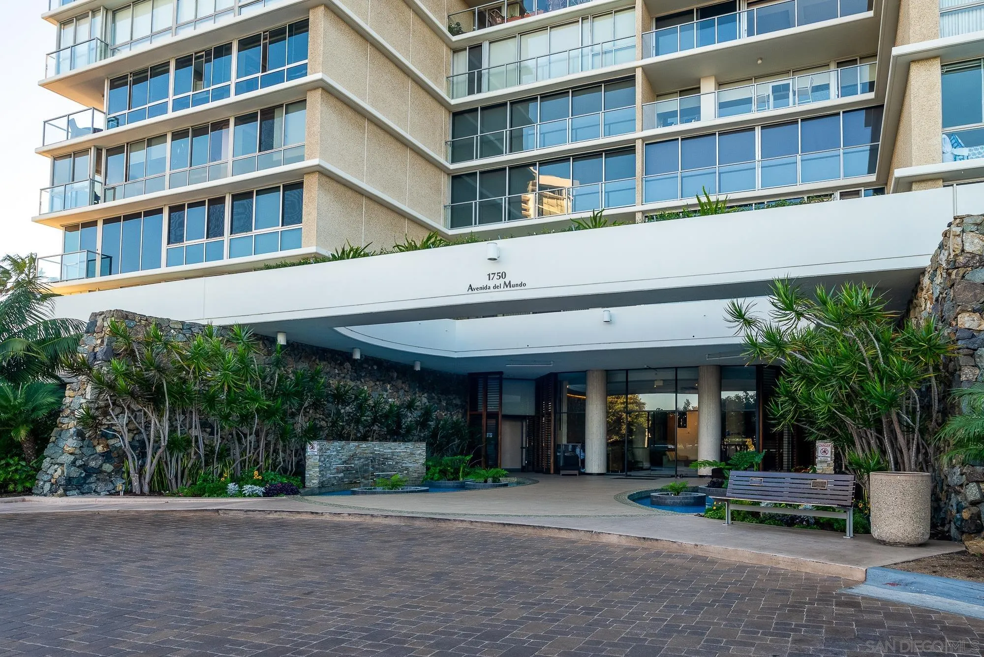 https://cdn.realtyfeed.com/cdn/127/250040889/72f902c0233c34b98019a830f2e0c4ef.webp